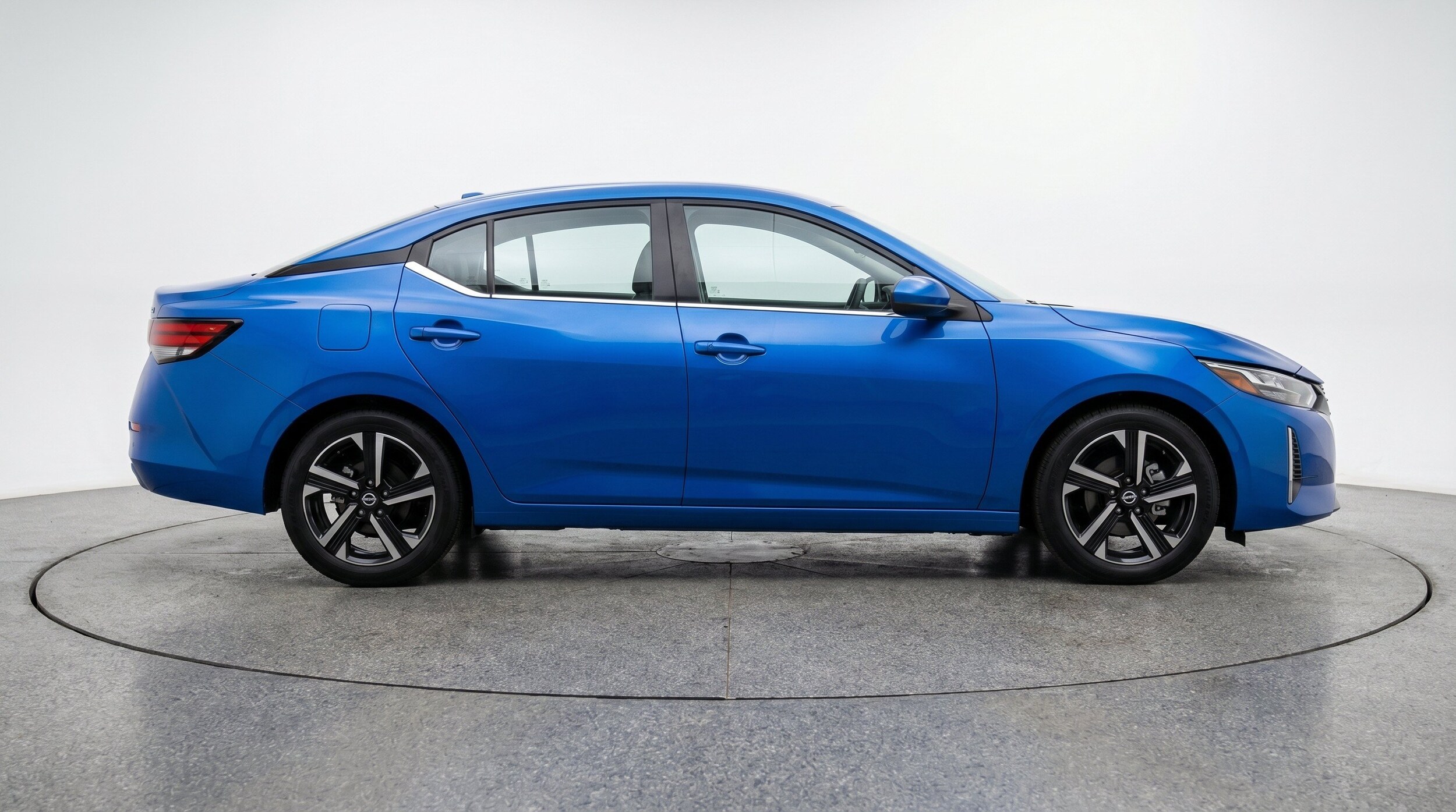 Thumbnail: 2025 Nissan Sentra - 11