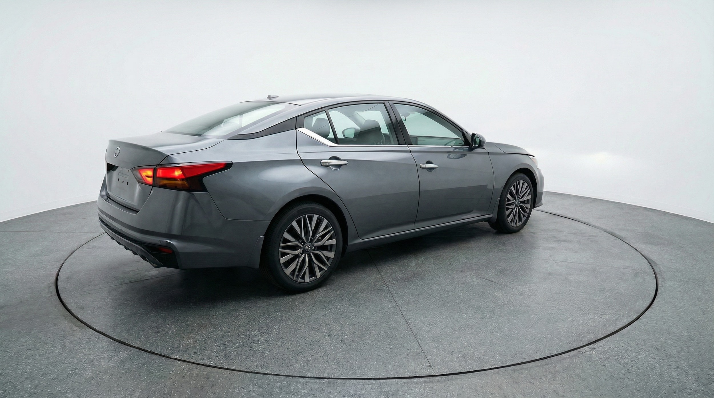 Thumbnail: 2025 Nissan Altima - 7