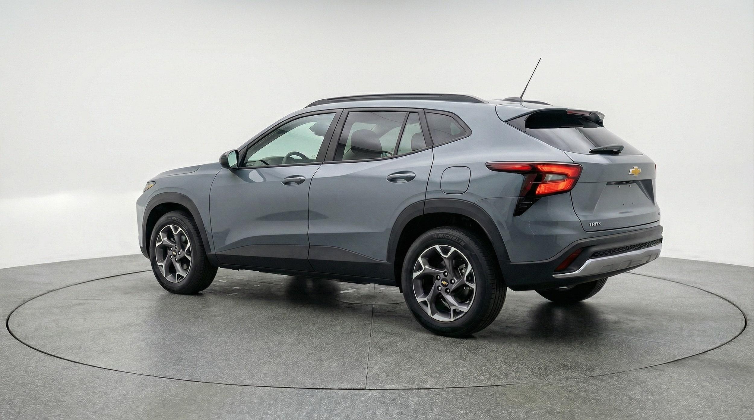 Thumbnail: 2025 Chevrolet Trax - 5