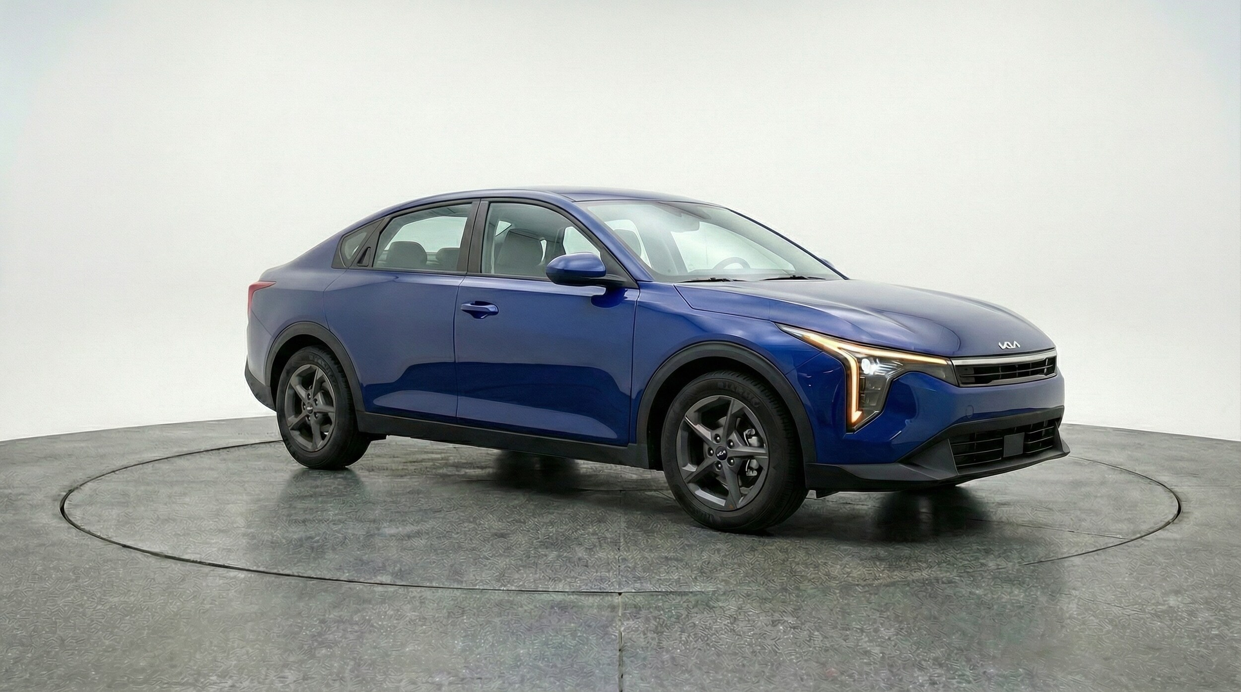 Thumbnail: 2025 Kia K4 - 1