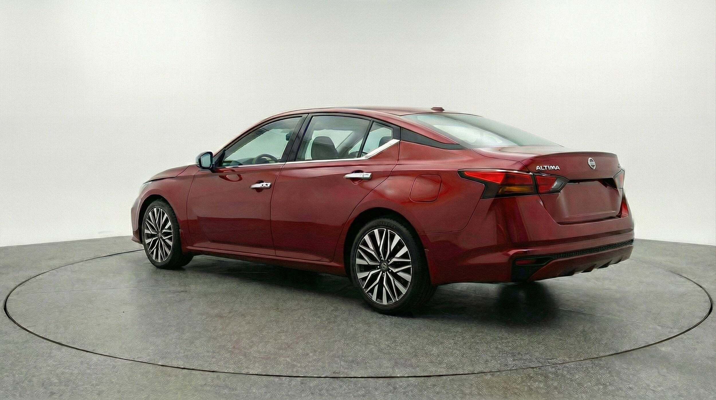 Thumbnail: 2025 Nissan Altima - 6