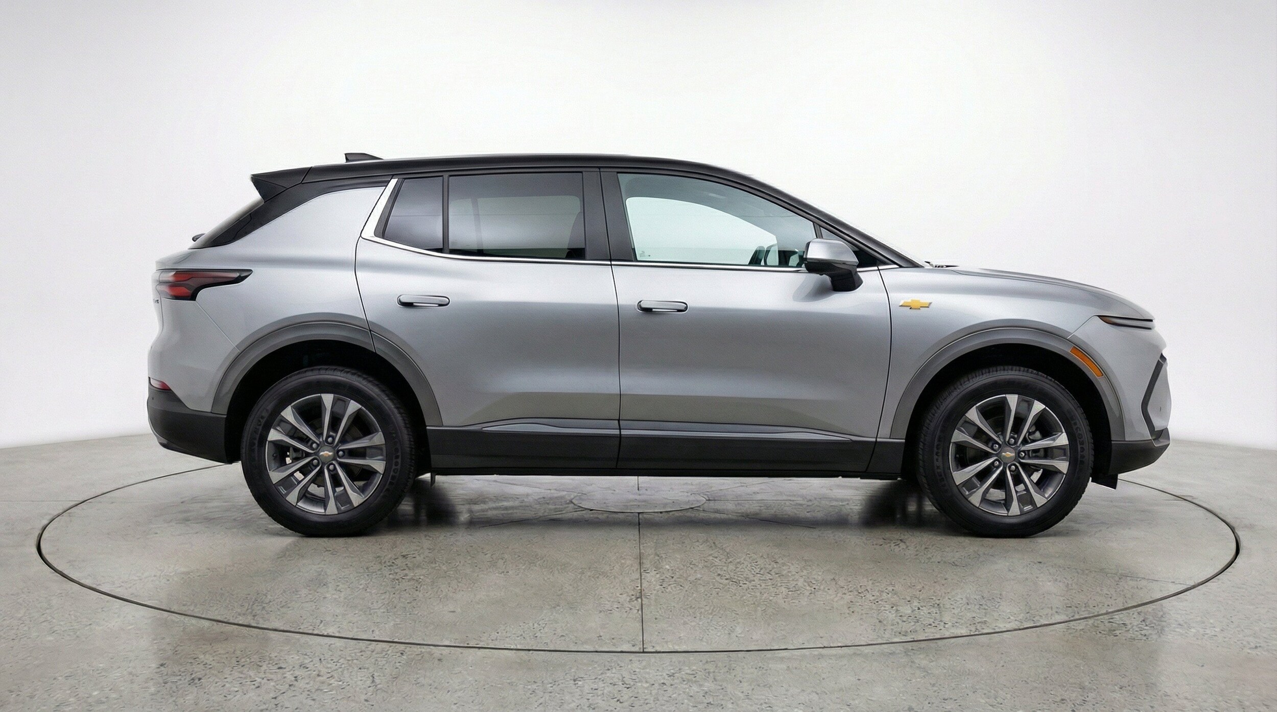 Thumbnail: 2025 Chevrolet Equinox - 11