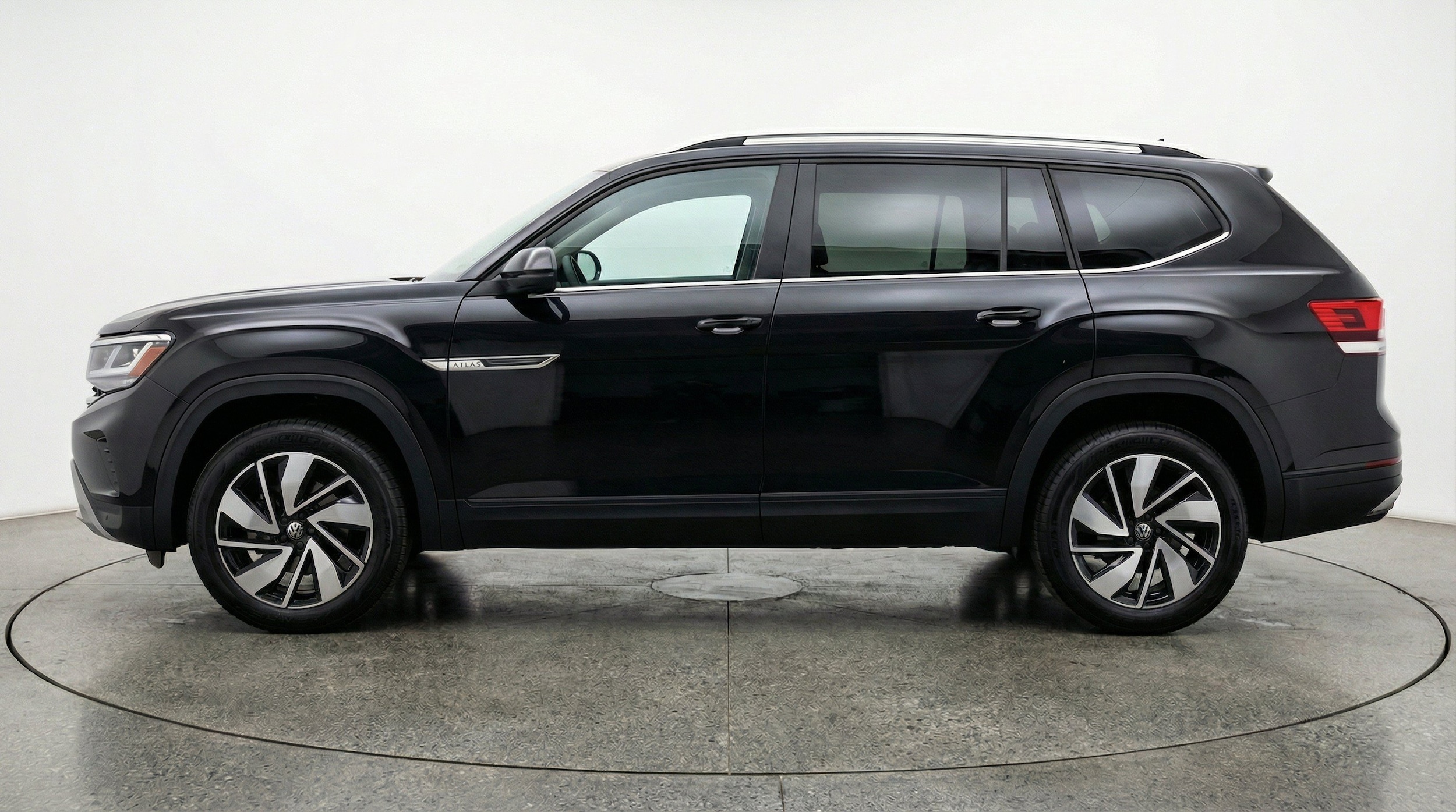 Thumbnail: 2026 Volkswagen Atlas - 5