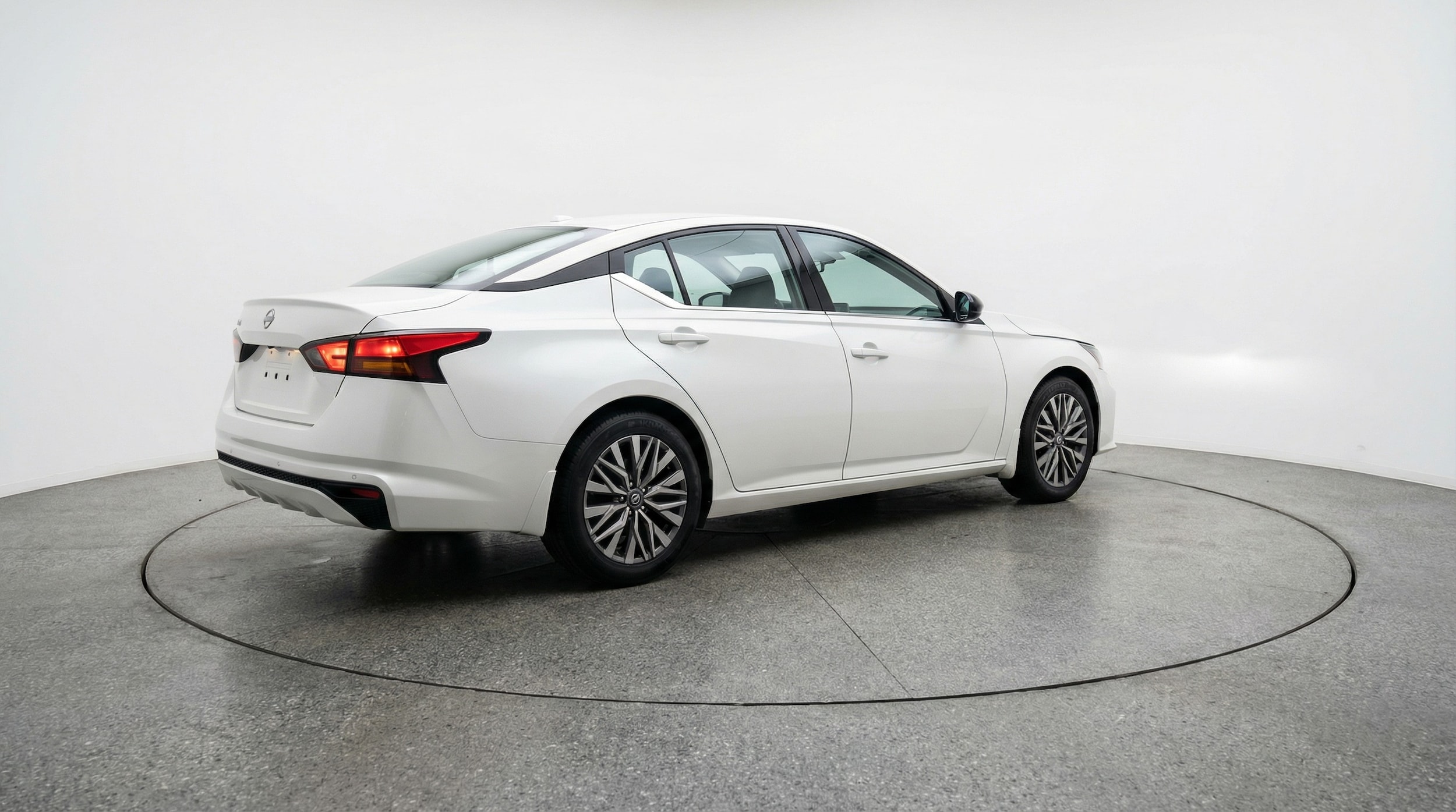 Thumbnail: 2025 Nissan Altima - 7