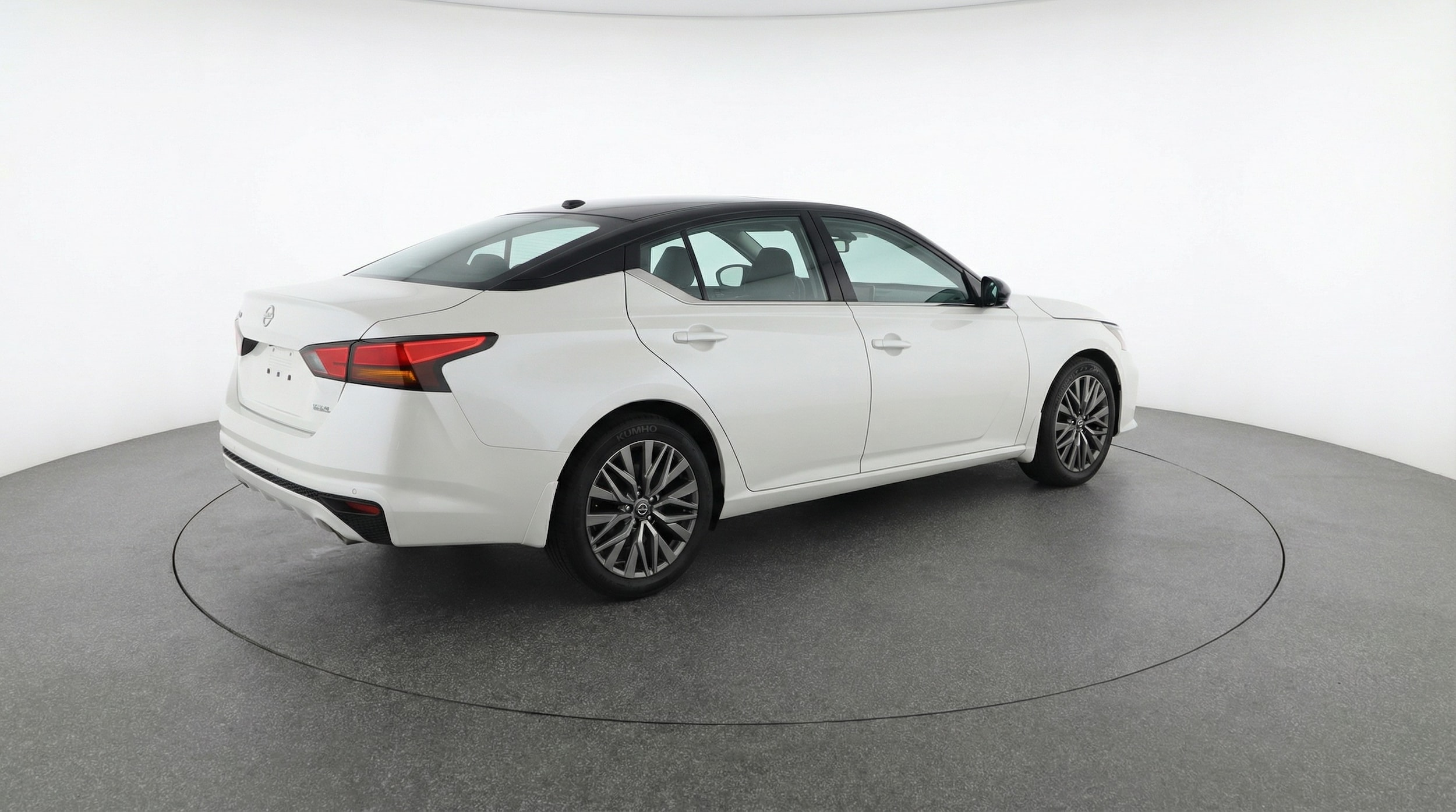 Thumbnail: 2025 Nissan Altima - 7