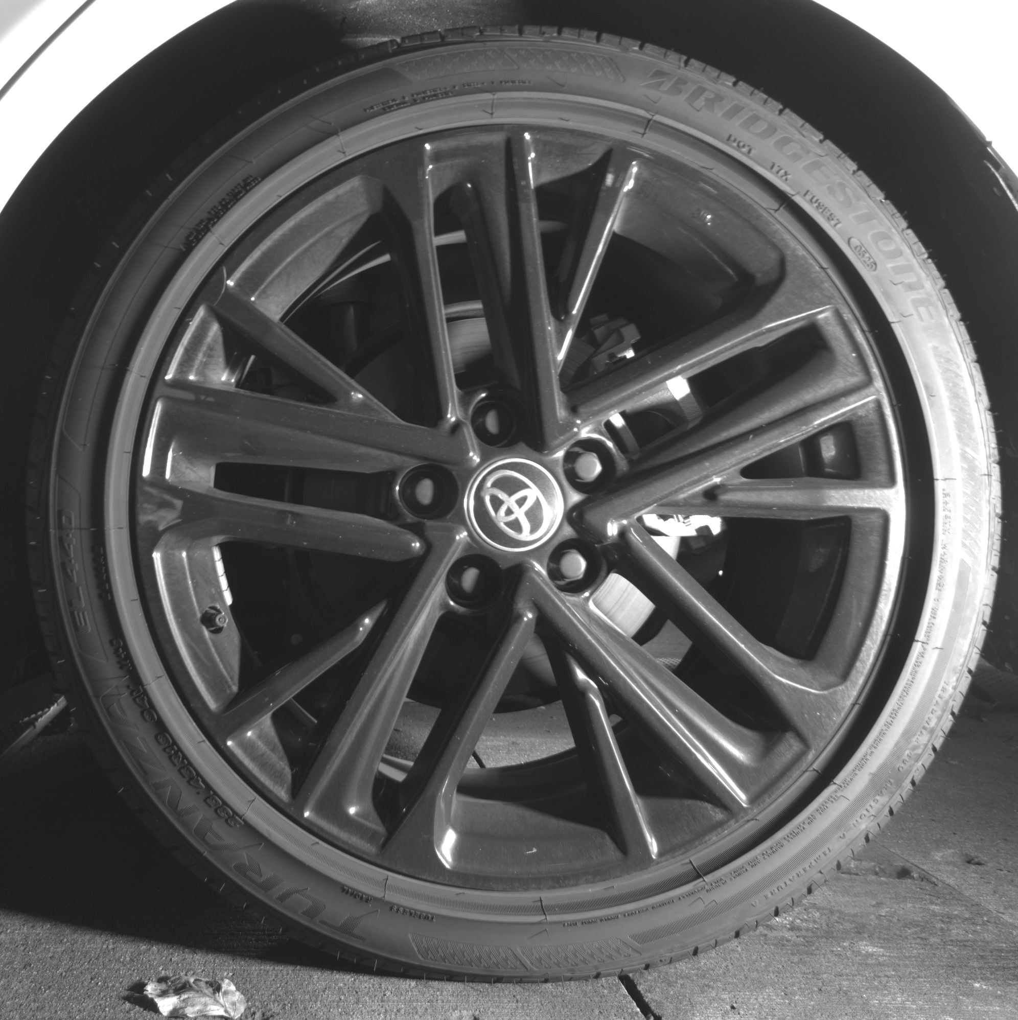 Thumbnail: 2025 Toyota Camry - 11