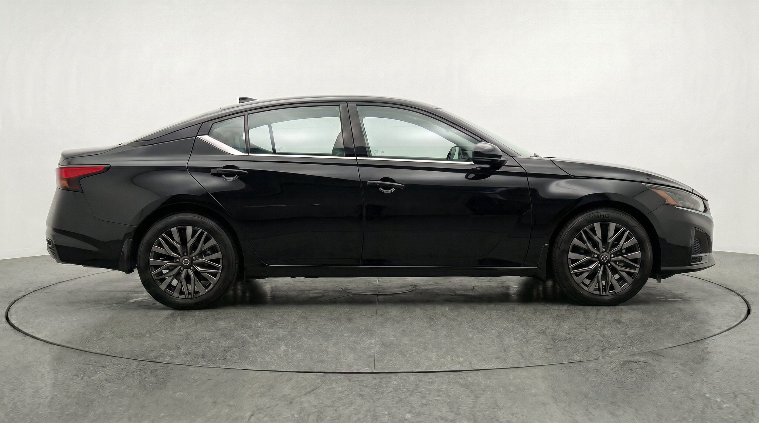 Thumbnail: 2026 Nissan Altima - 11