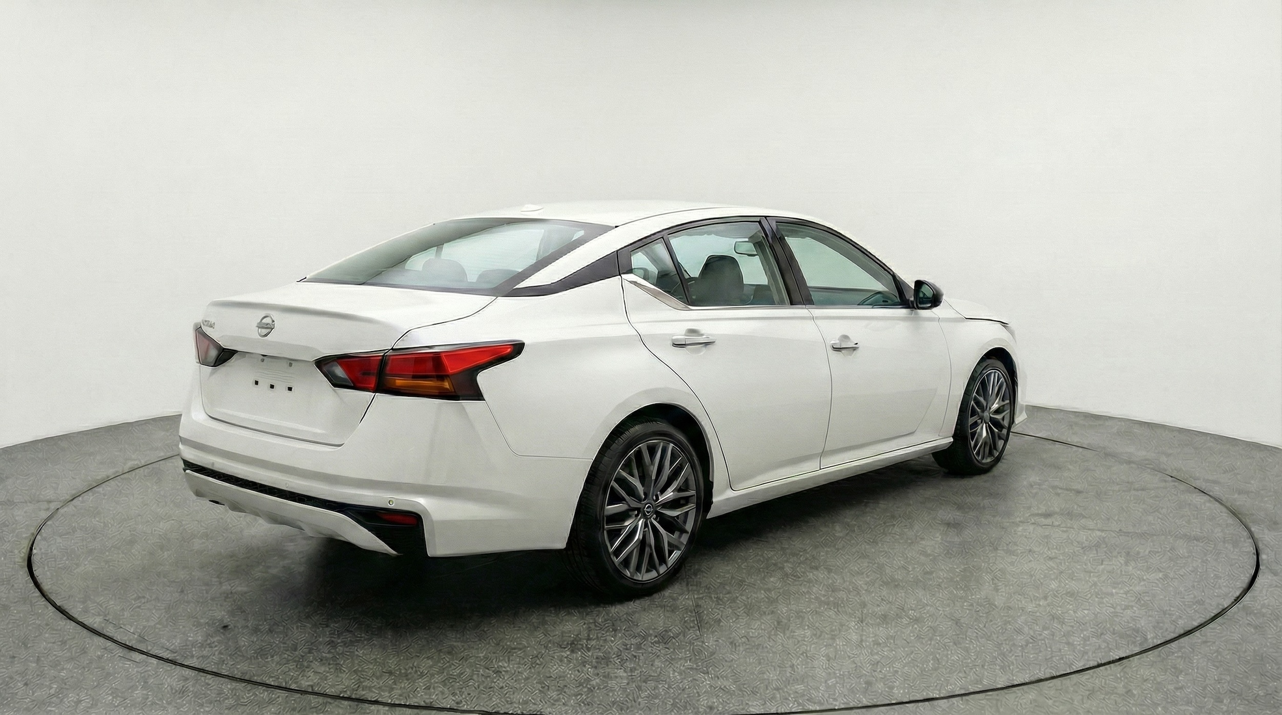 Thumbnail: 2025 Nissan Altima - 7