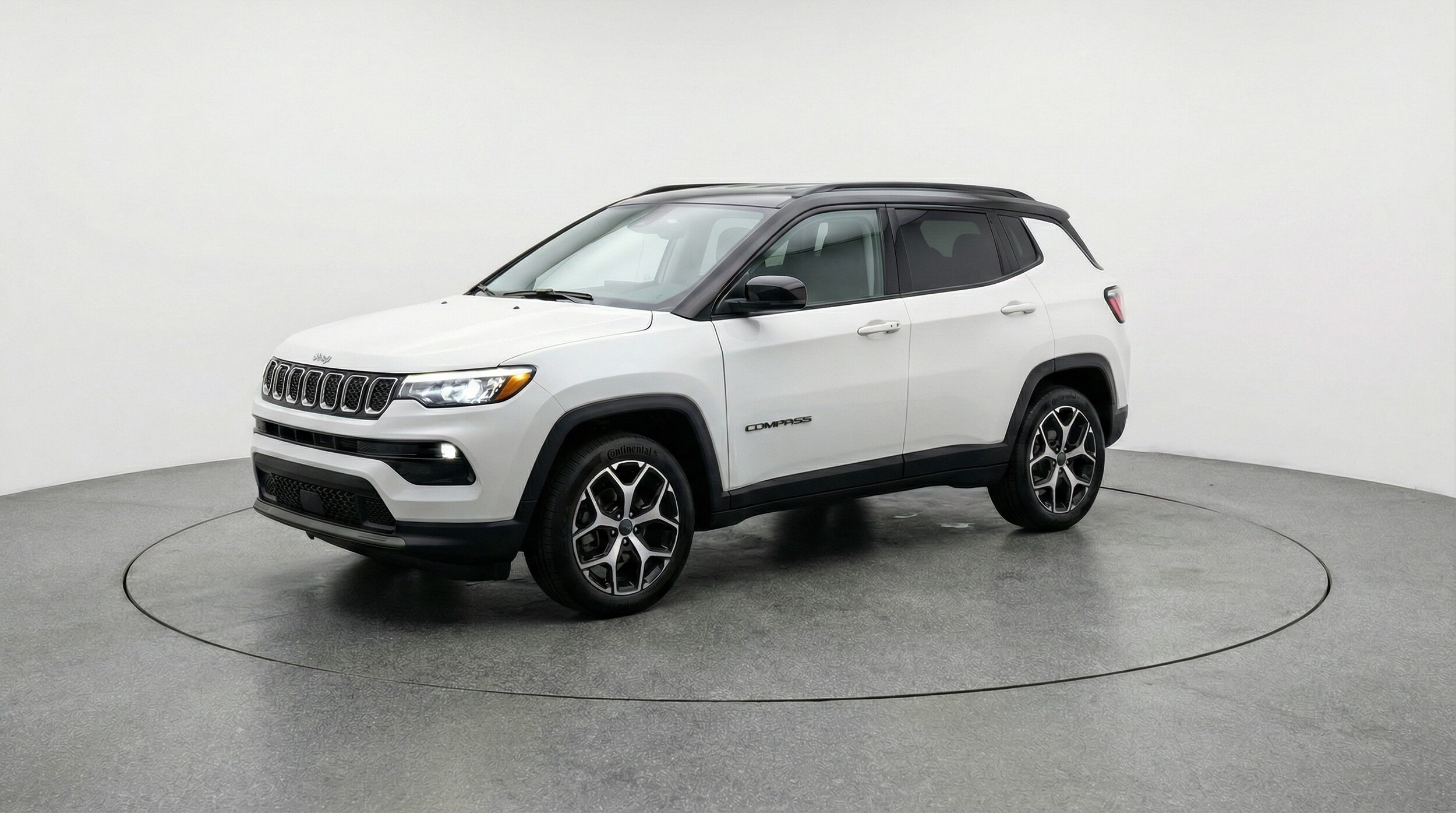 Thumbnail: 2025 Jeep Compass - 3