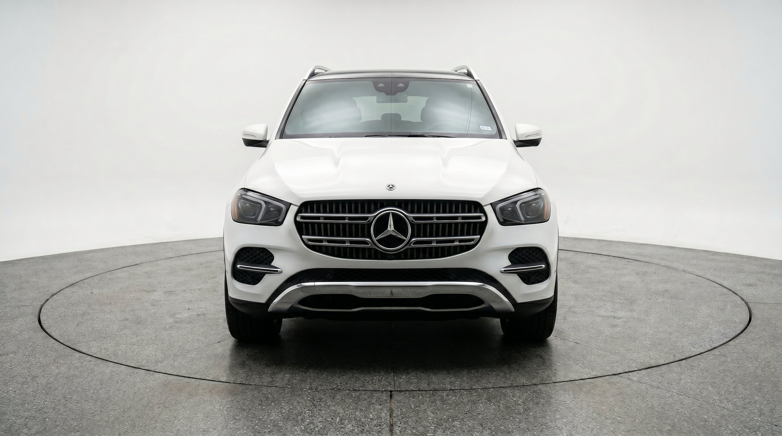 Thumbnail: 2026 Mercedes-Benz GLE - 2