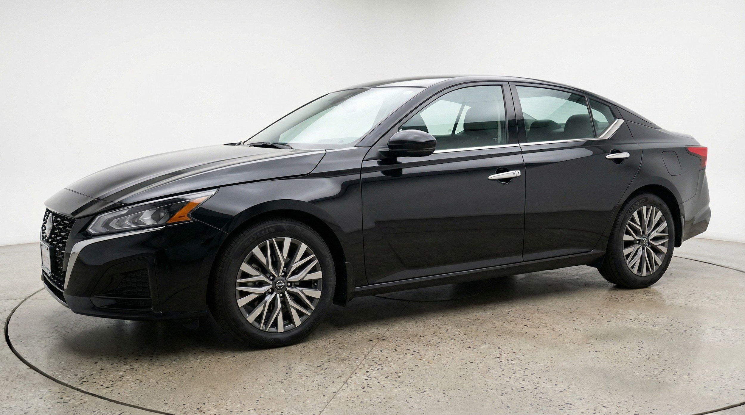 Thumbnail: 2025 Nissan Altima - 3