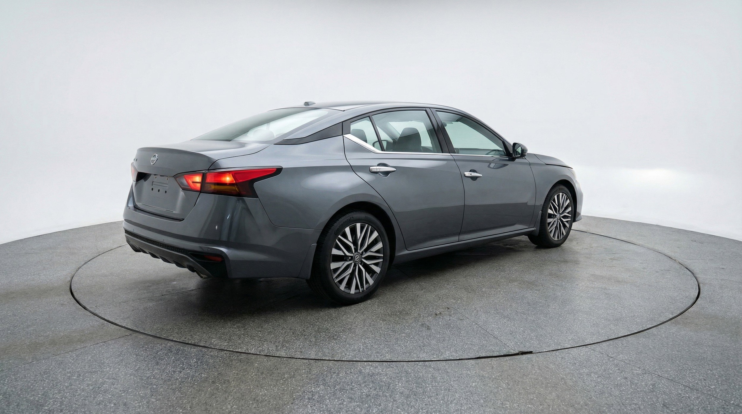 Thumbnail: 2025 Nissan Altima - 9