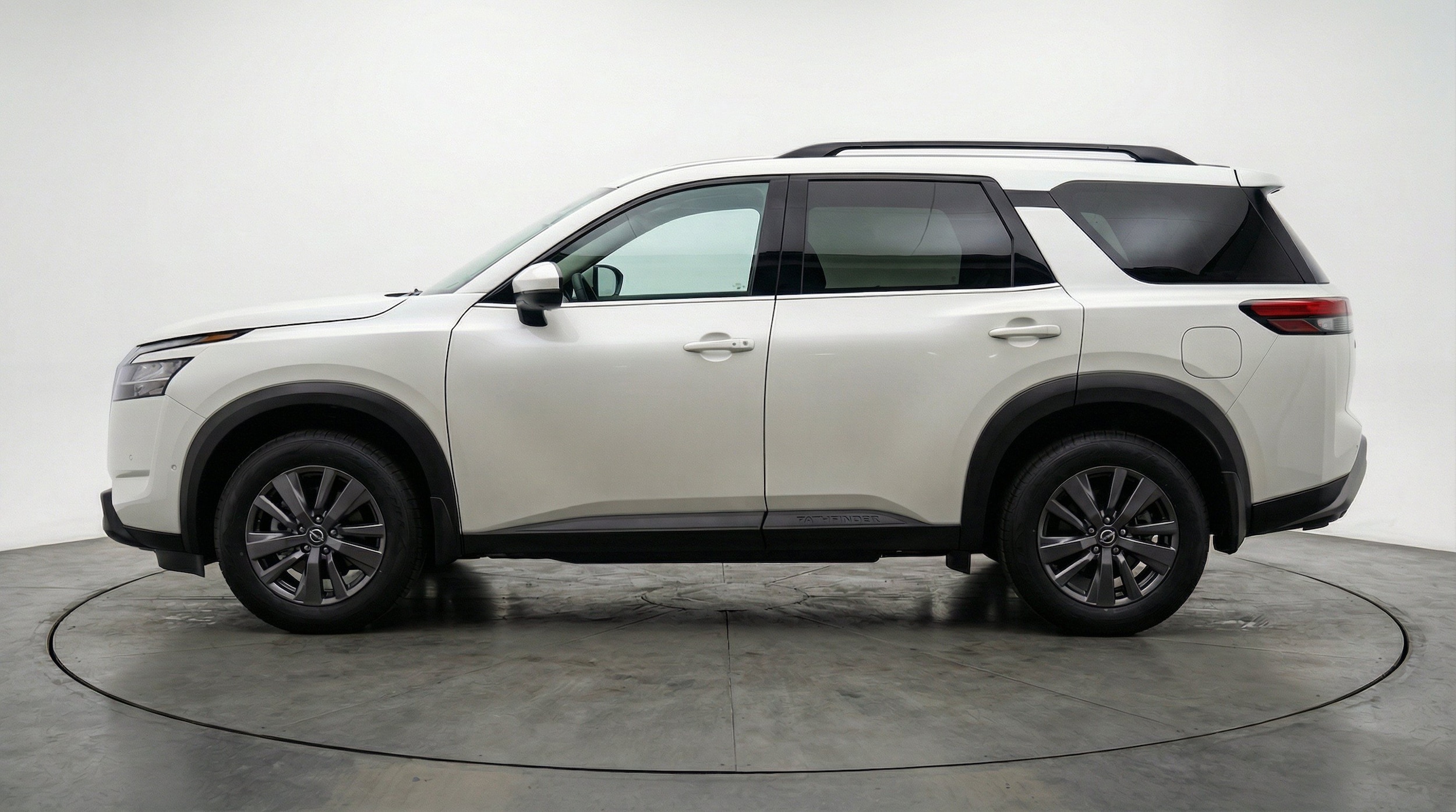 Thumbnail: 2025 Nissan Pathfinder - 11