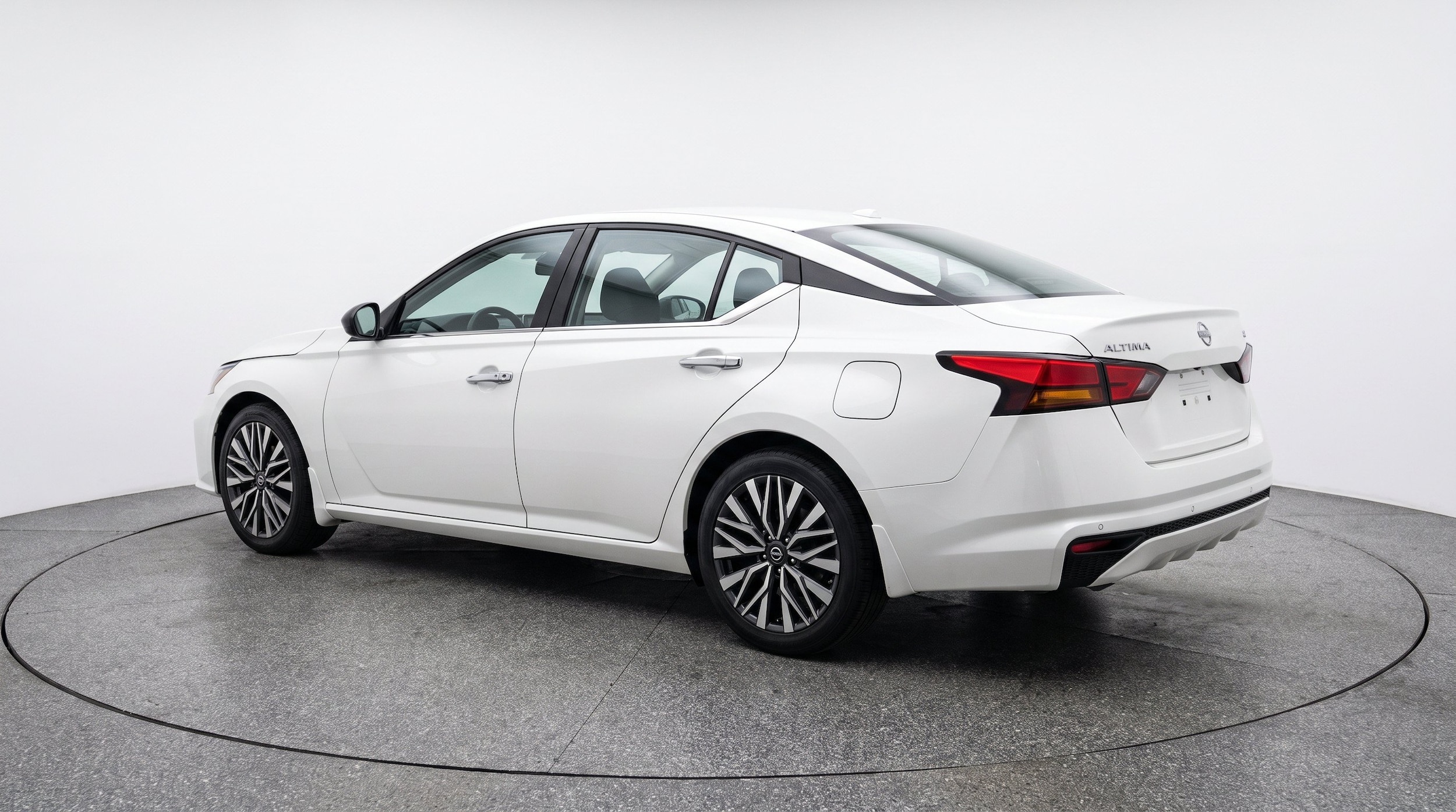 Thumbnail: 2025 Nissan Altima - 6