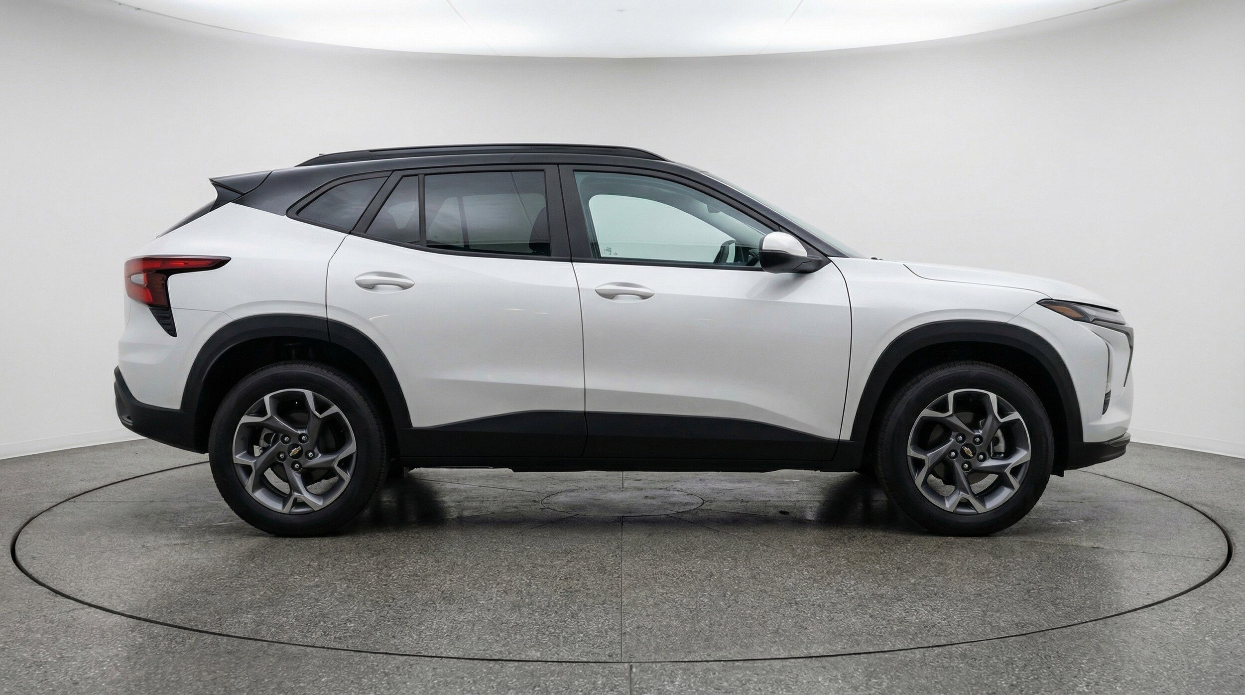 Thumbnail: 2025 Chevrolet Trax - 11