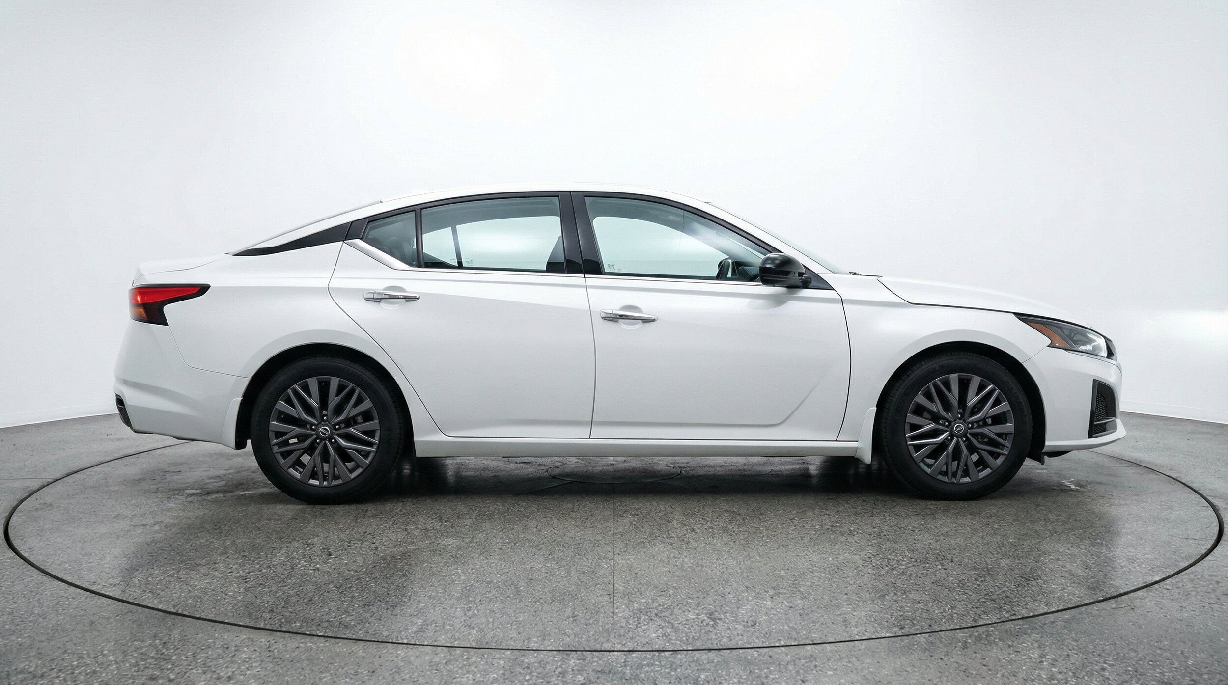 Thumbnail: 2025 Nissan Altima - 11