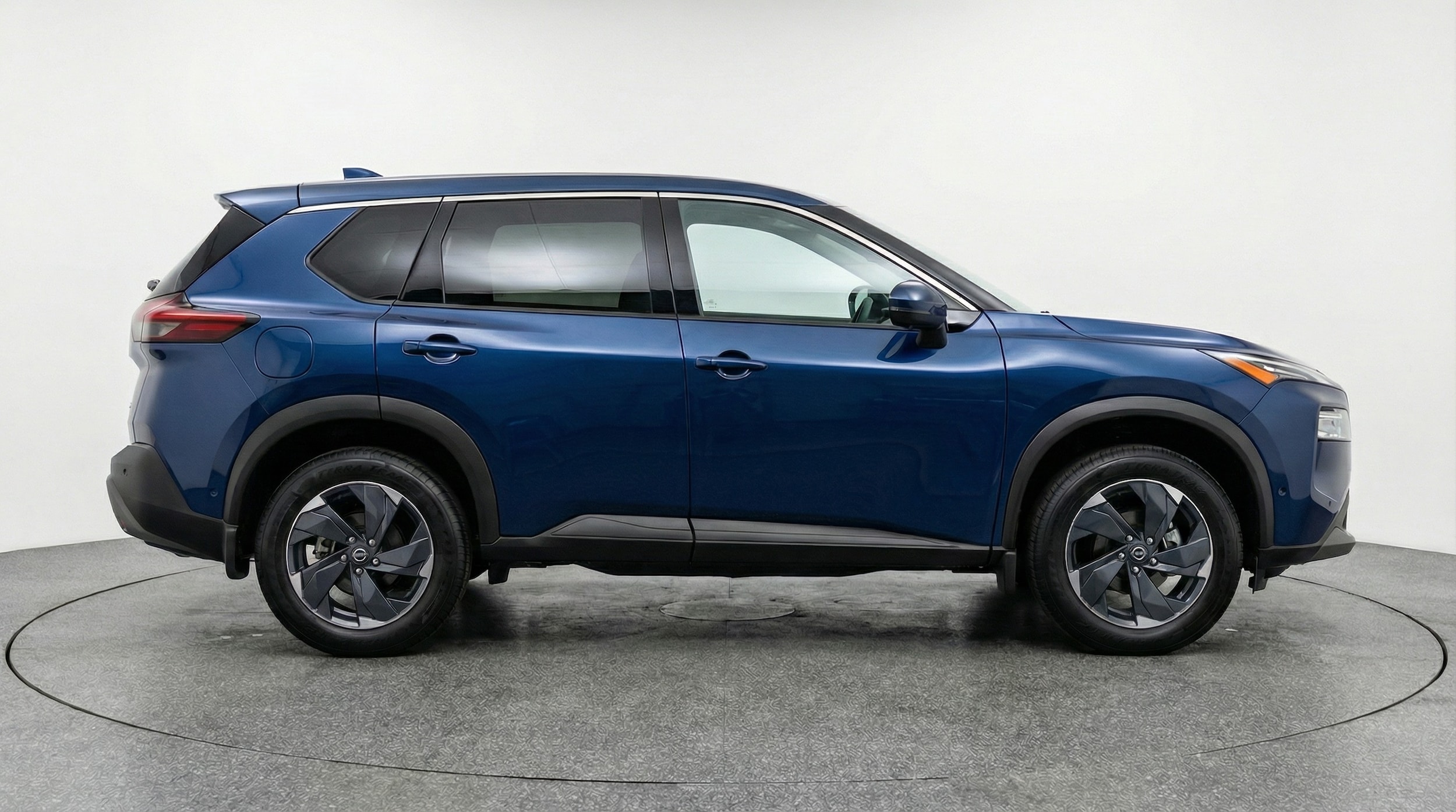 Thumbnail: 2025 Nissan Rogue - 8