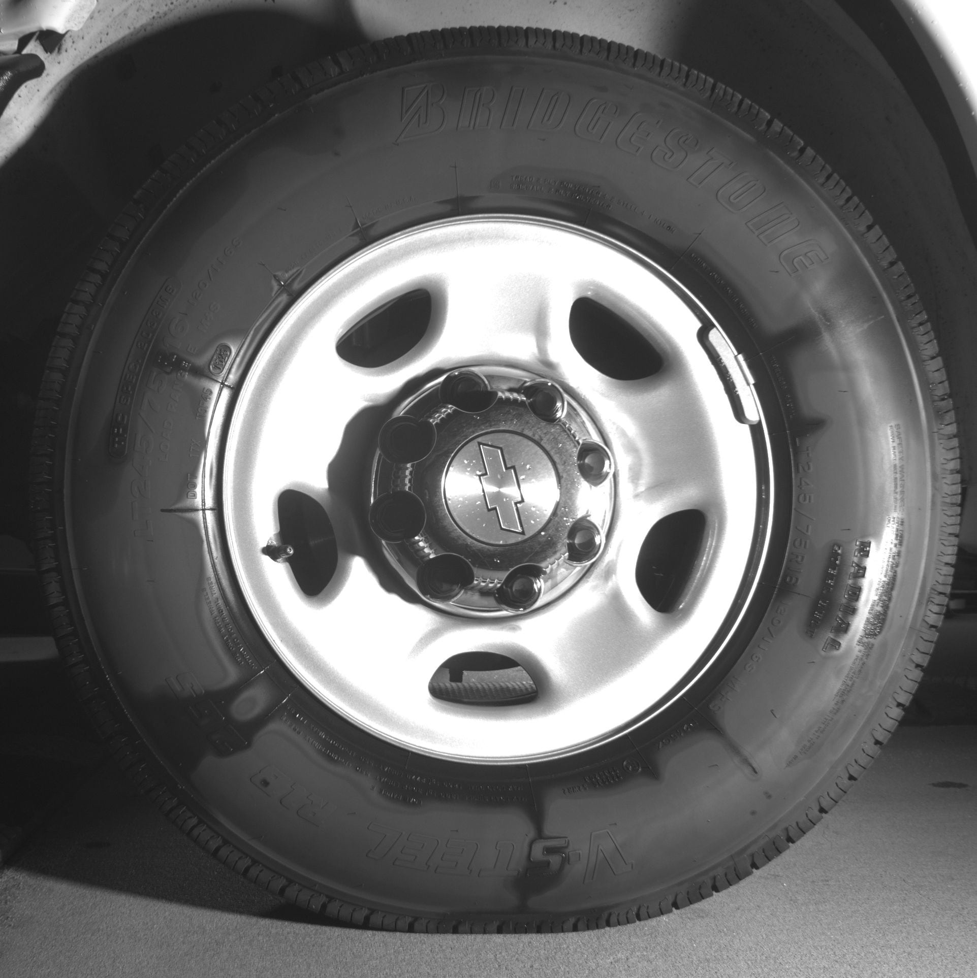 Thumbnail: 2025 Chevrolet Express - 9