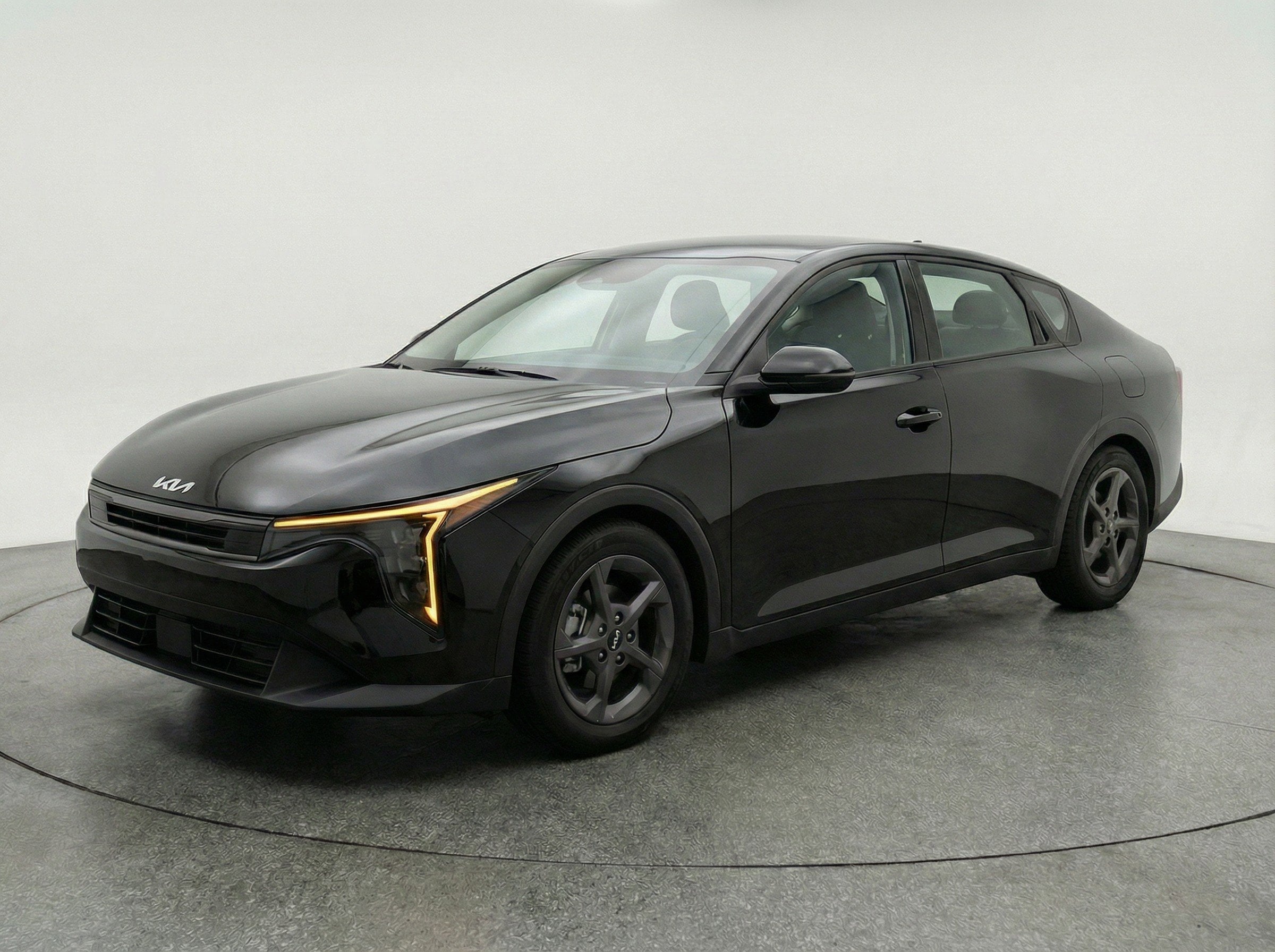 Thumbnail: 2025 Kia K4 - 3