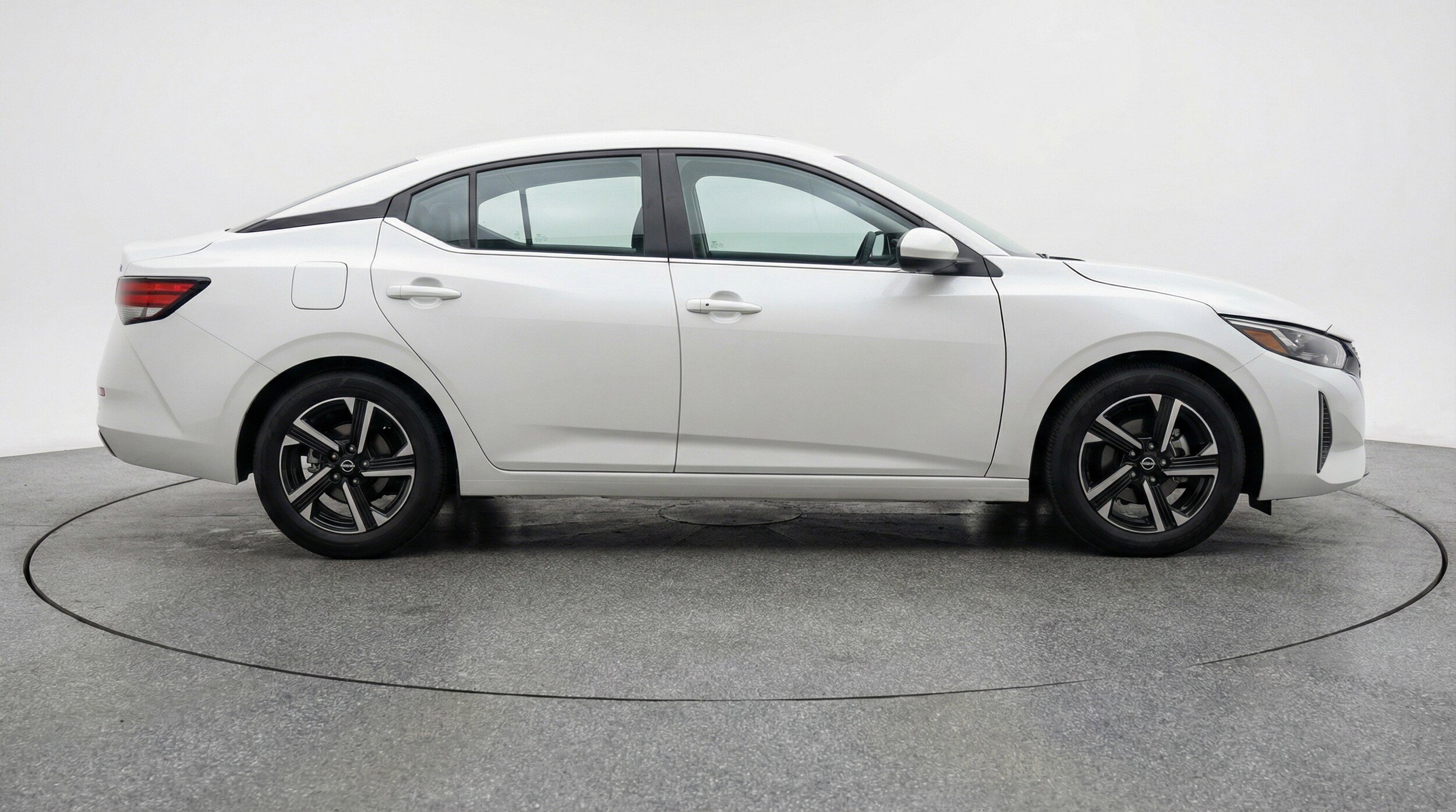 Thumbnail: 2025 Nissan Sentra - 11