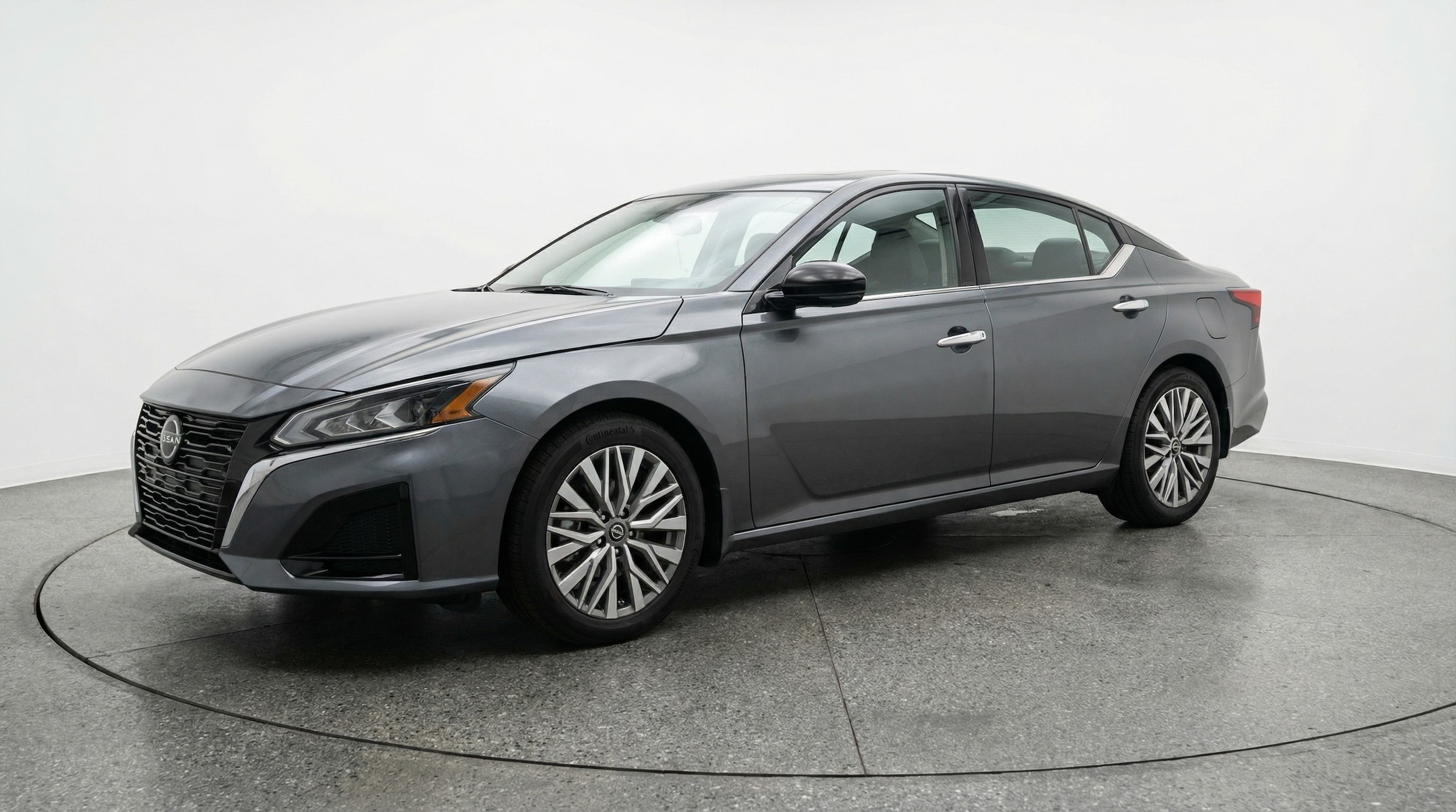 Thumbnail: 2025 Nissan Altima - 3