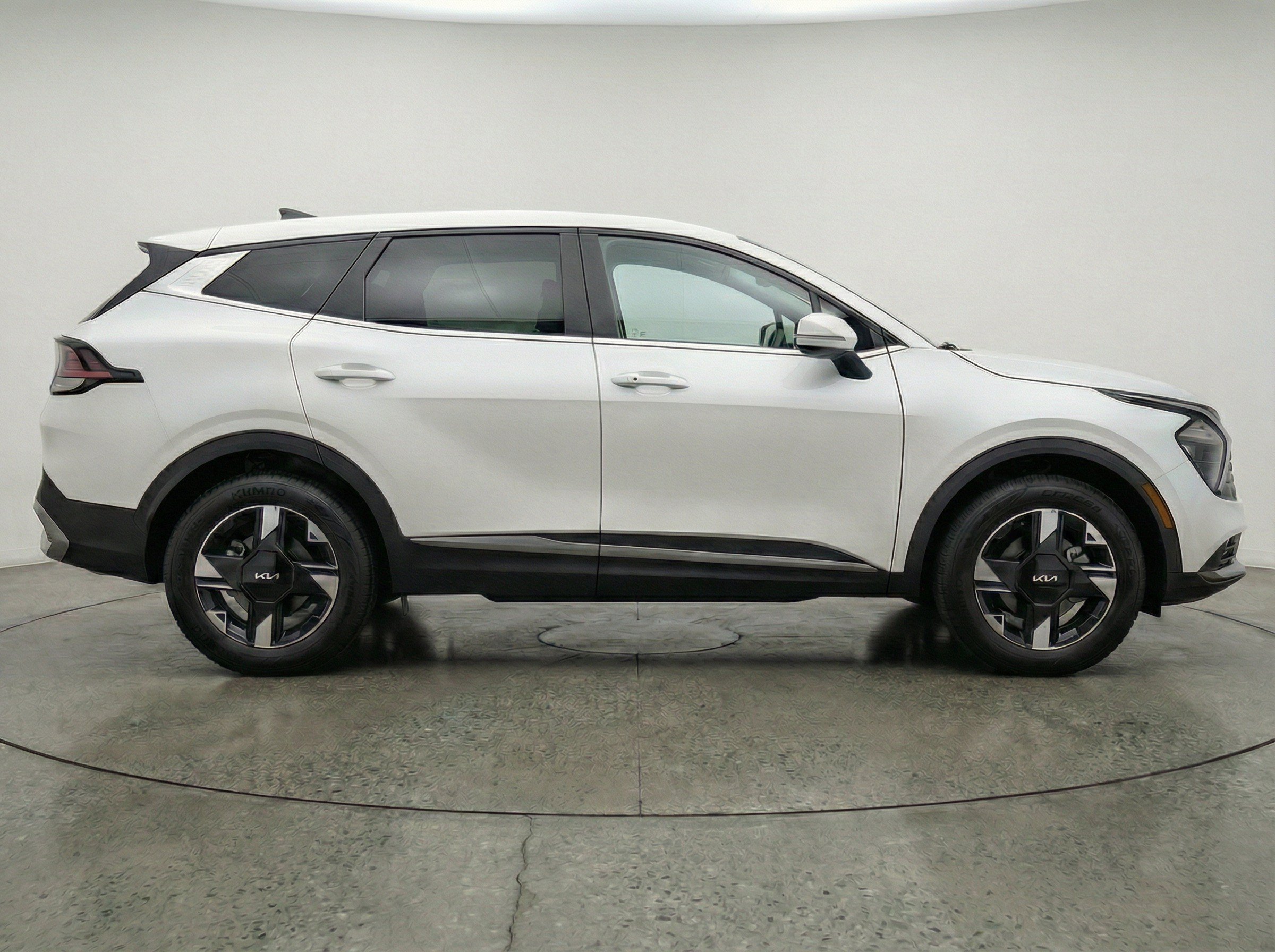 Thumbnail: 2026 Kia Sportage - 11