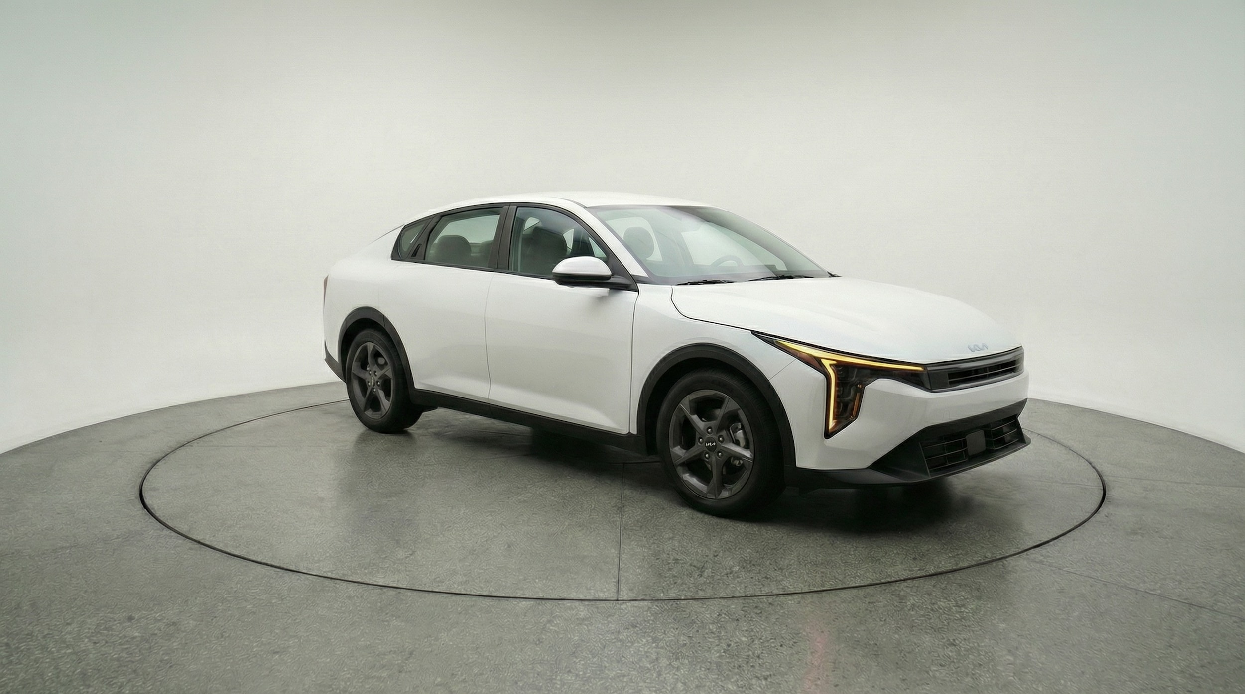 Thumbnail: 2025 Kia K4 - 1