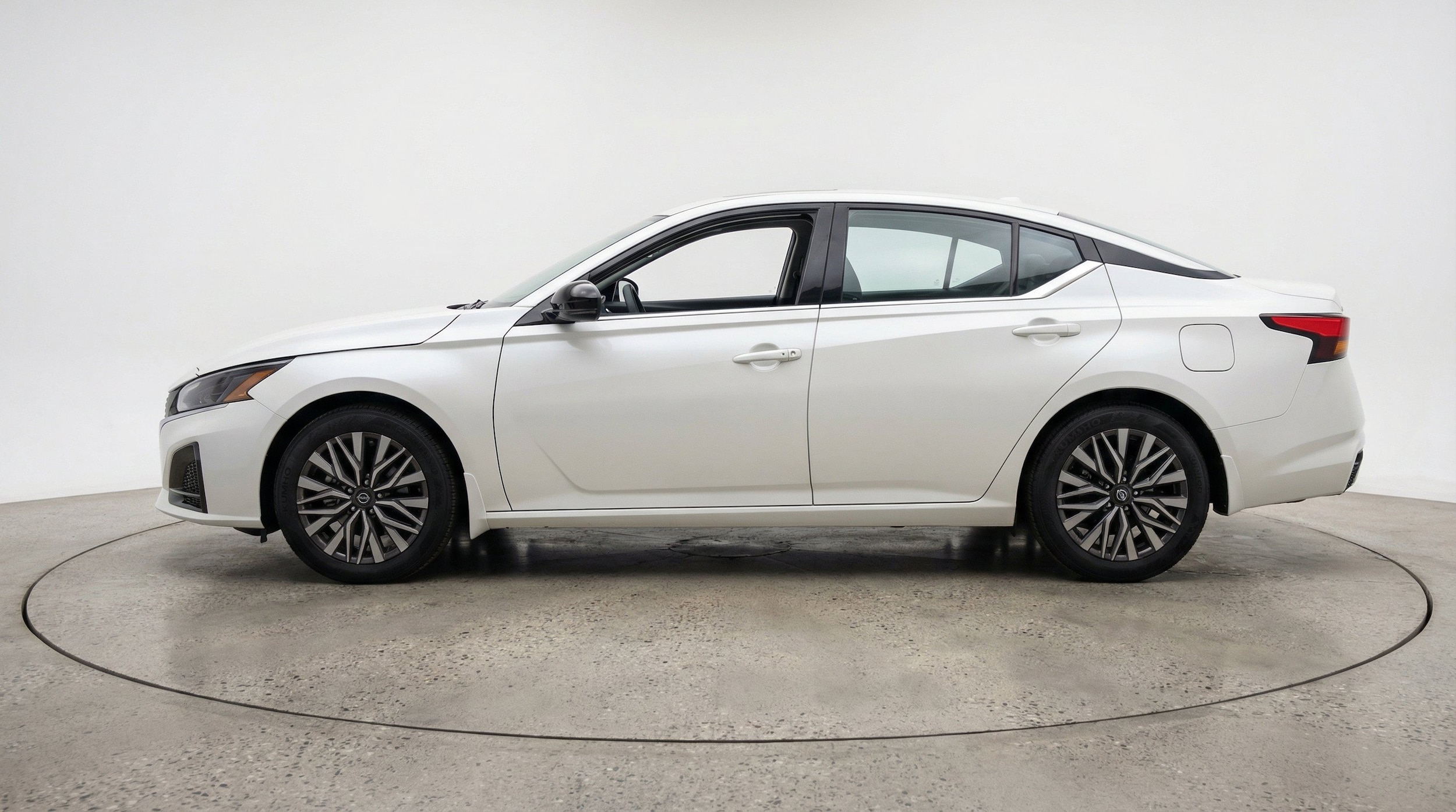 Thumbnail: 2026 Nissan Altima - 5