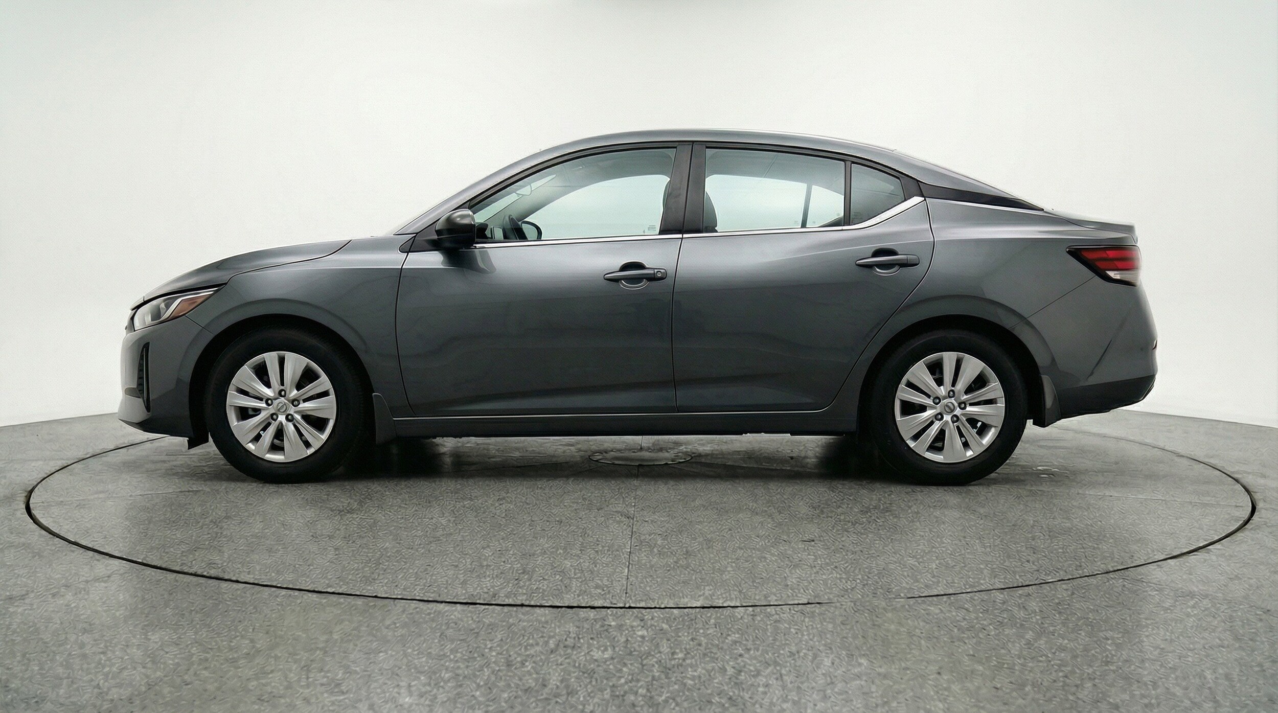 Thumbnail: 2025 Nissan Sentra - 5