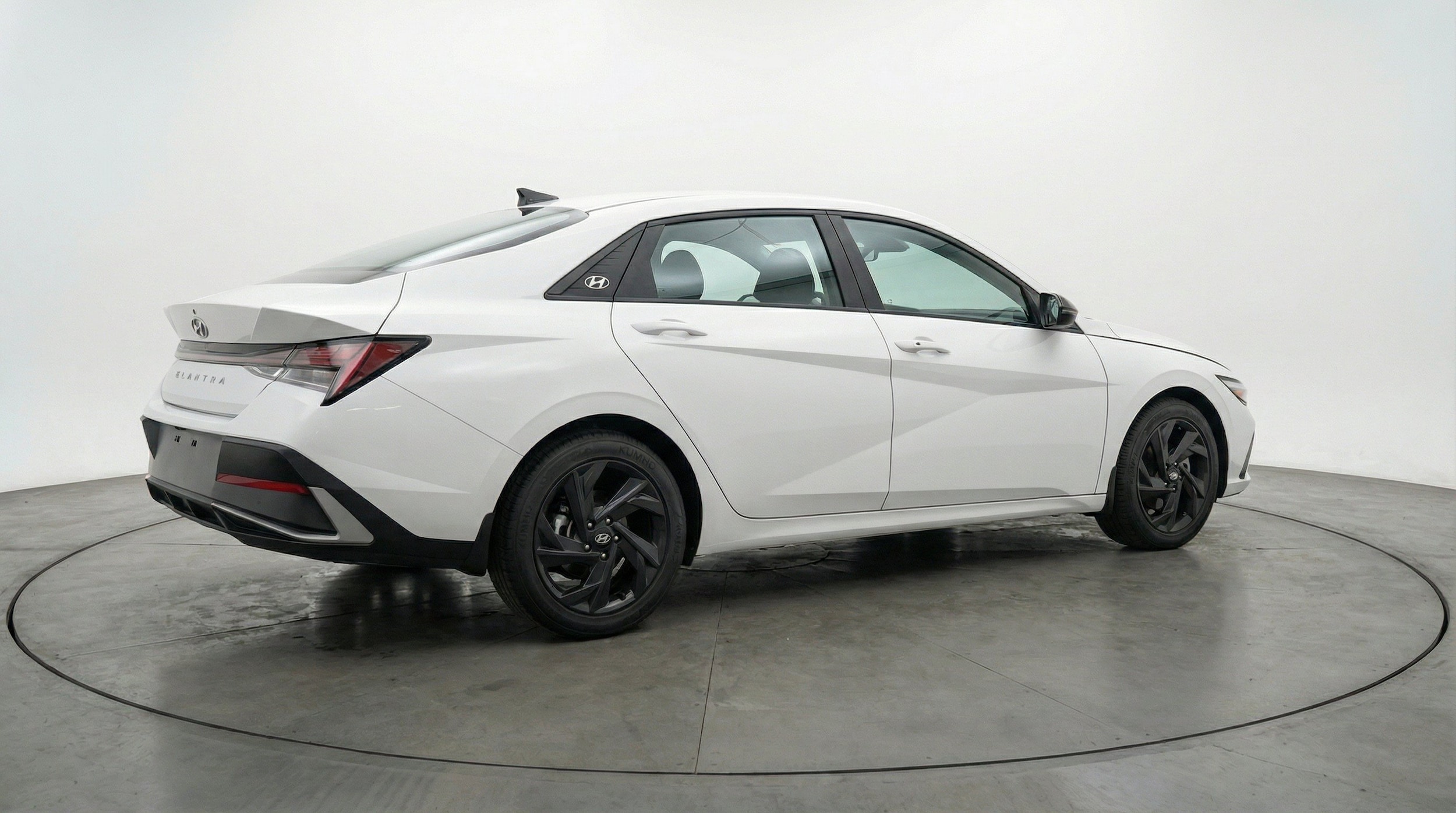 Thumbnail: 2026 Hyundai Elantra - 9