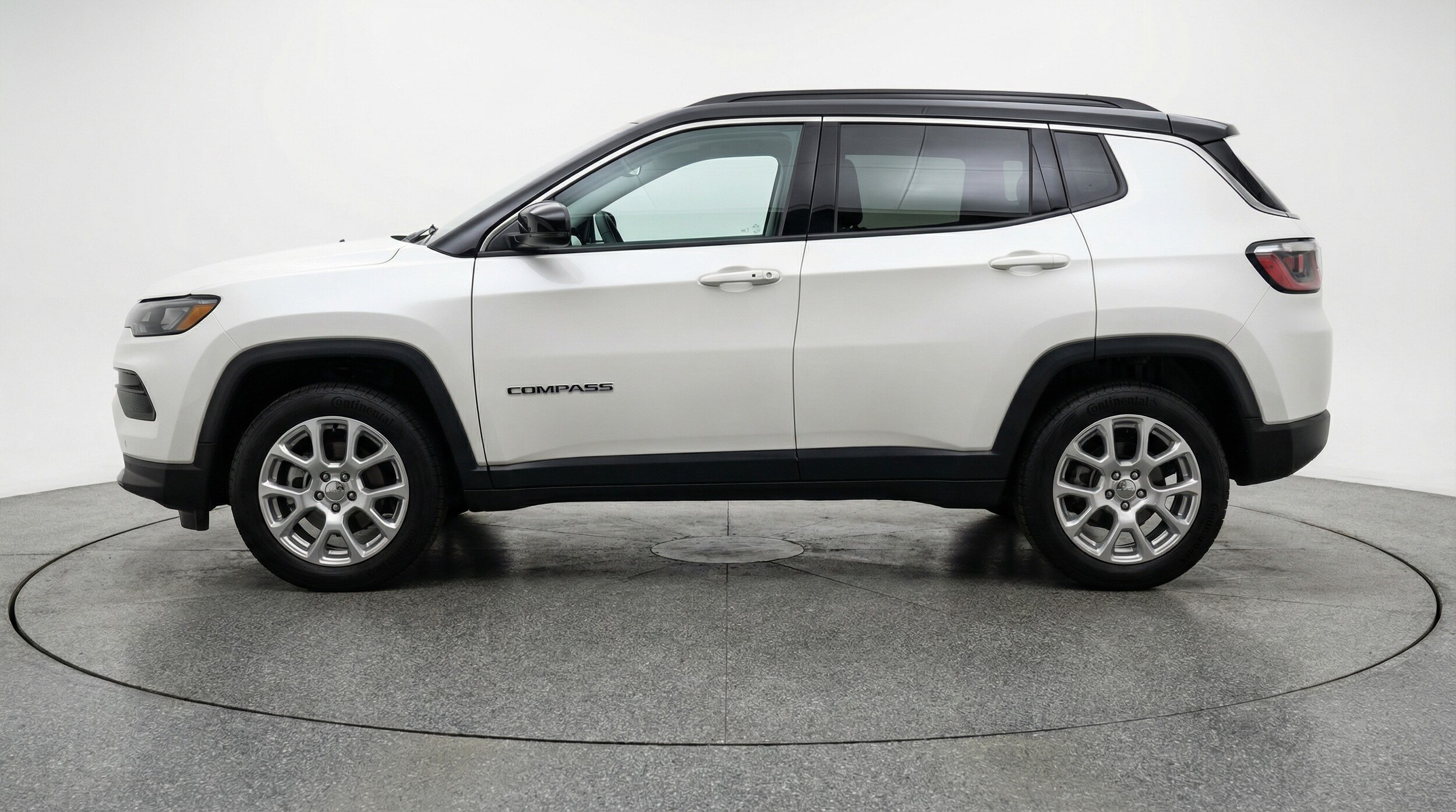 Thumbnail: 2025 Jeep Compass - 4