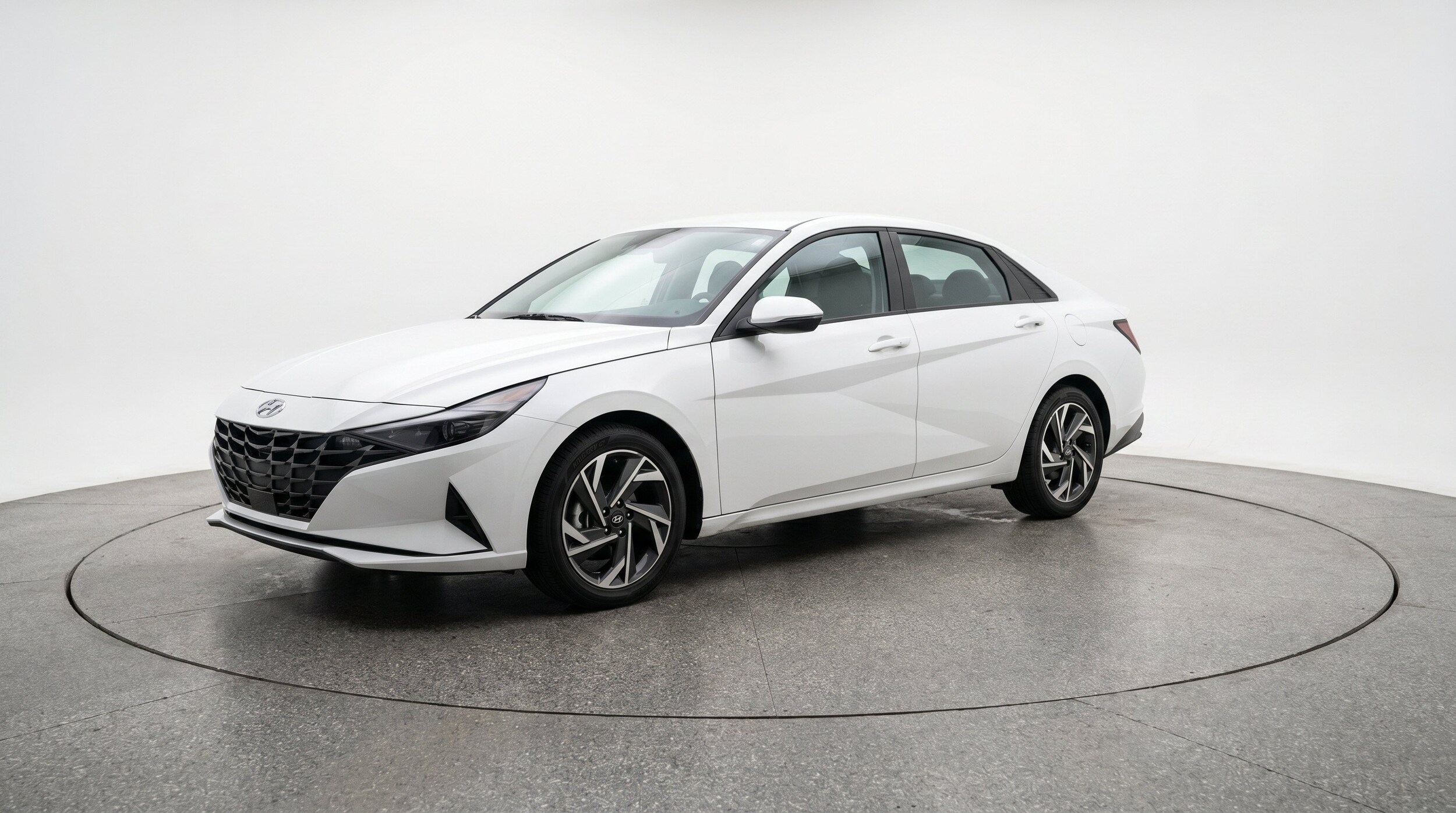 Thumbnail: 2025 Hyundai Elantra - 3