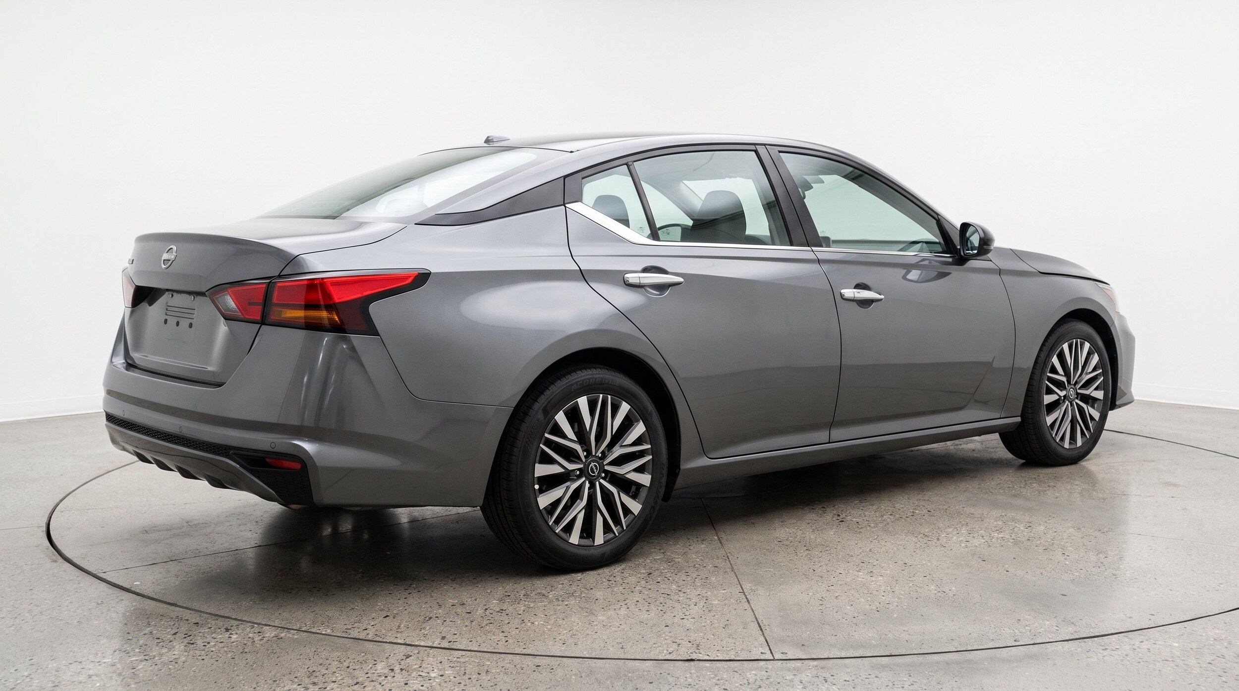 Thumbnail: 2025 Nissan Altima - 9
