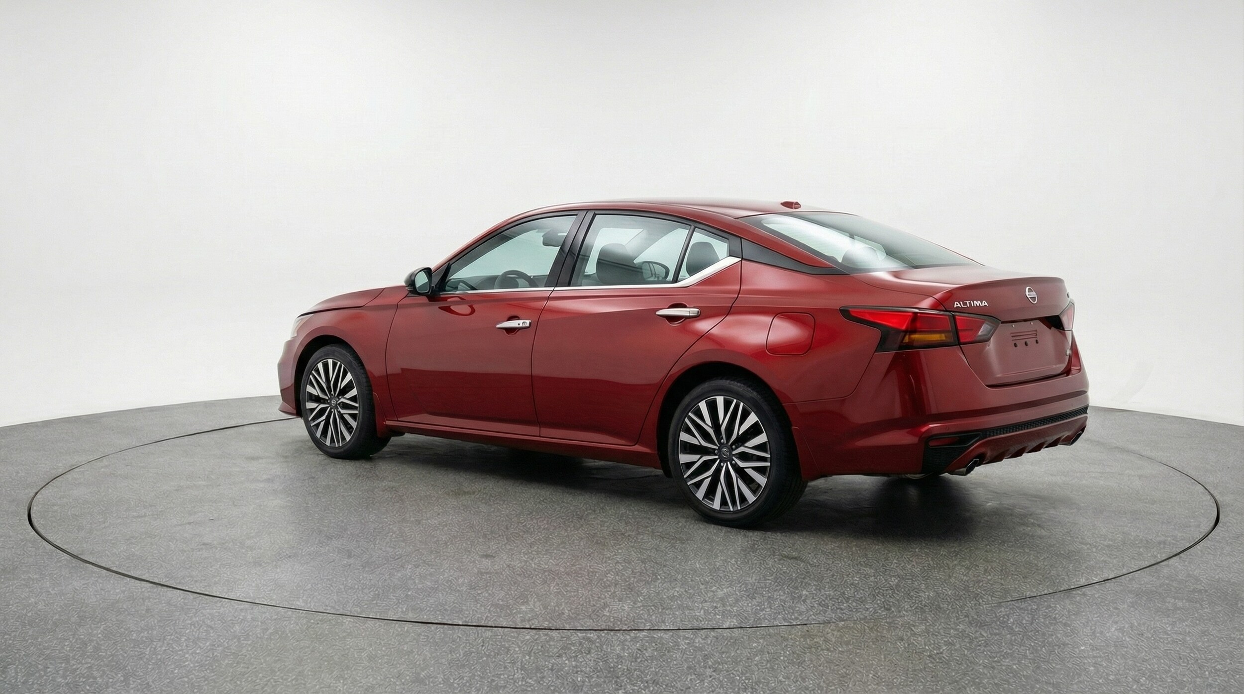 Thumbnail: 2025 Nissan Altima - 5