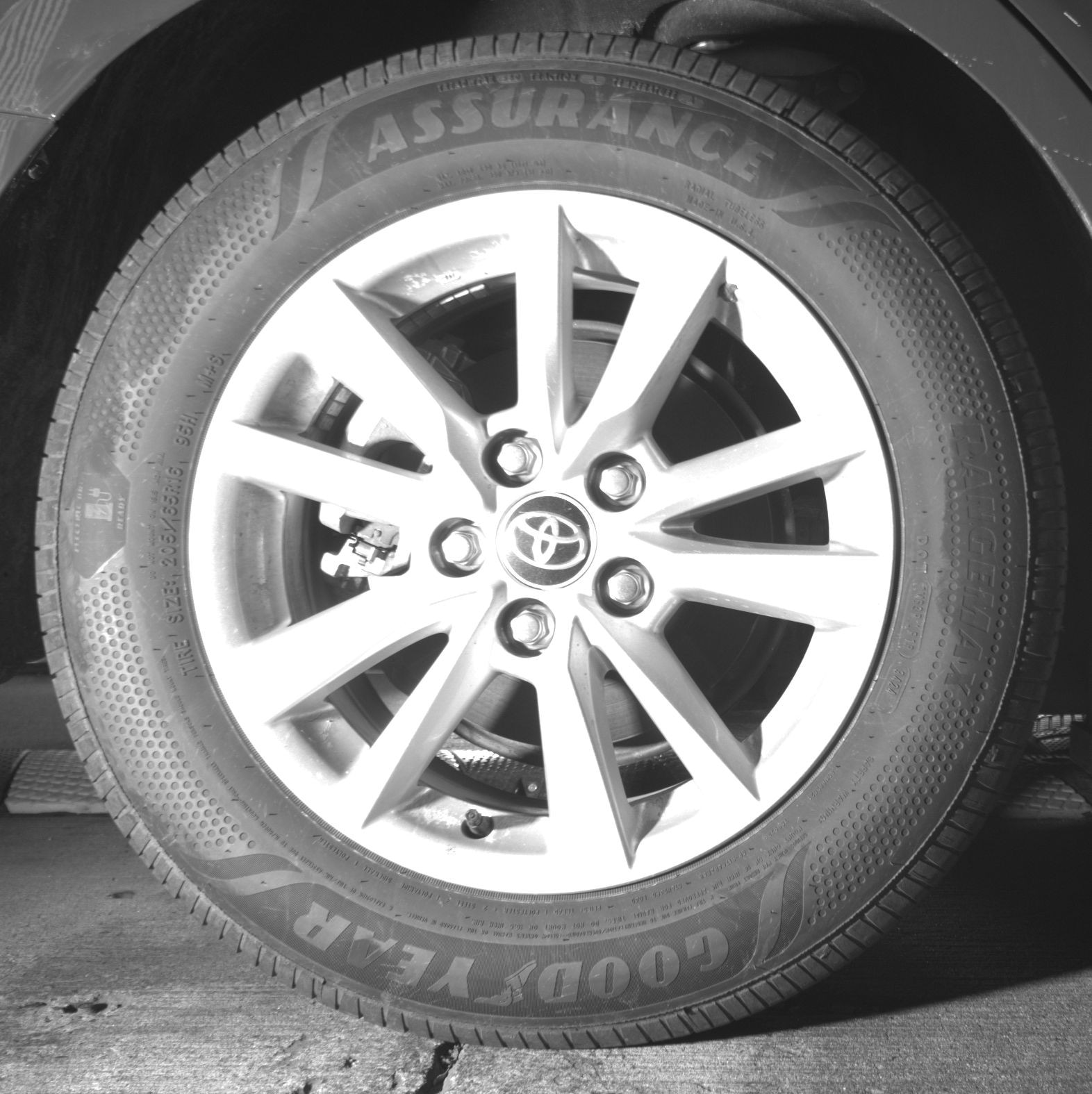 Thumbnail: 2025 Toyota Camry - 12