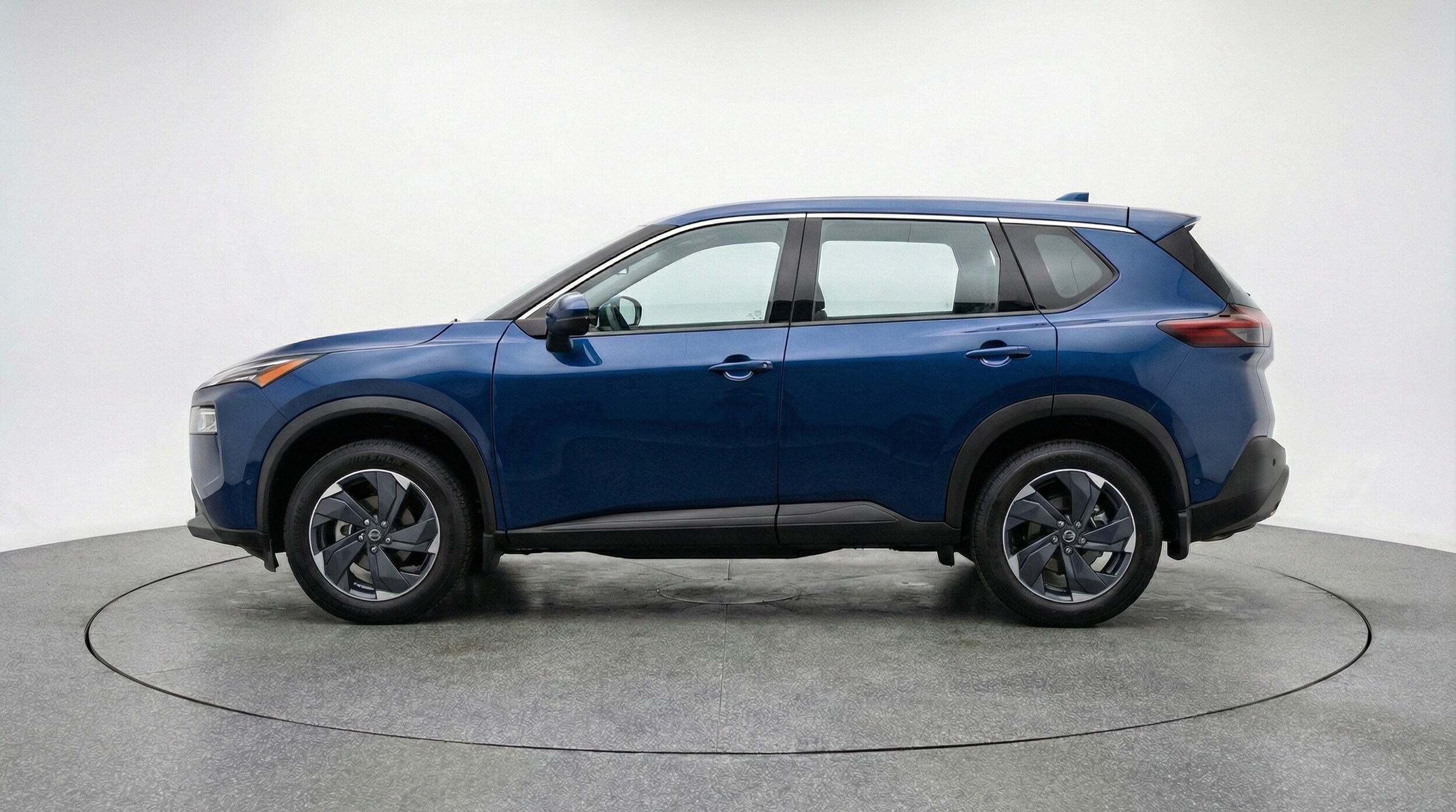 Thumbnail: 2025 Nissan Rogue - 4