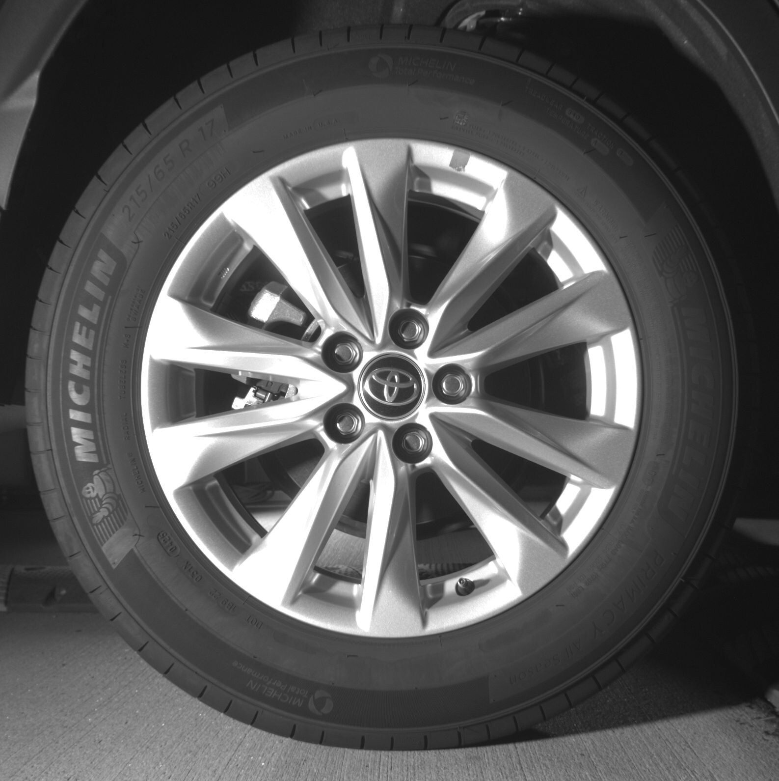 Thumbnail: 2025 Toyota Corolla Cross - 12