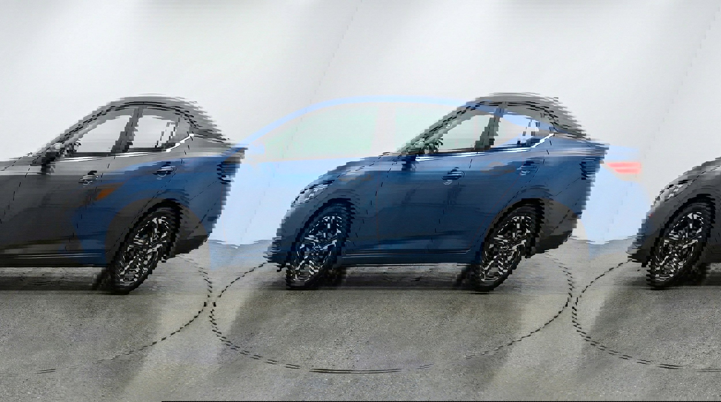 Thumbnail: 2025 Nissan Sentra - 4