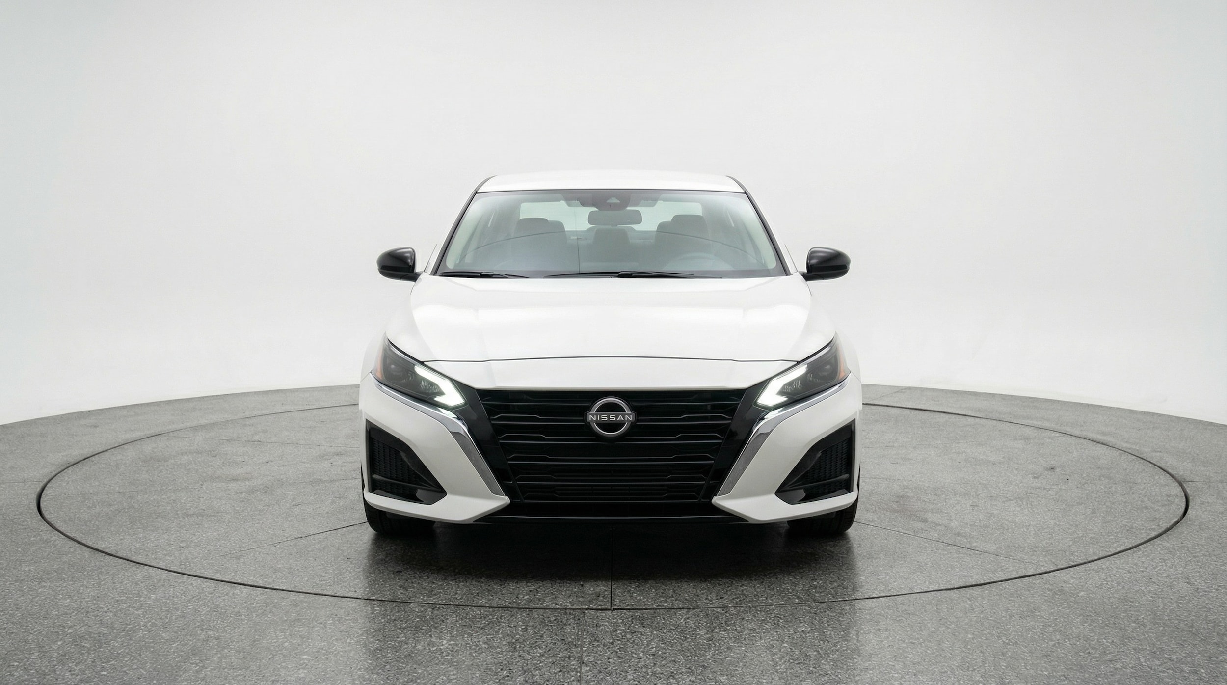 Thumbnail: 2025 Nissan Altima - 2