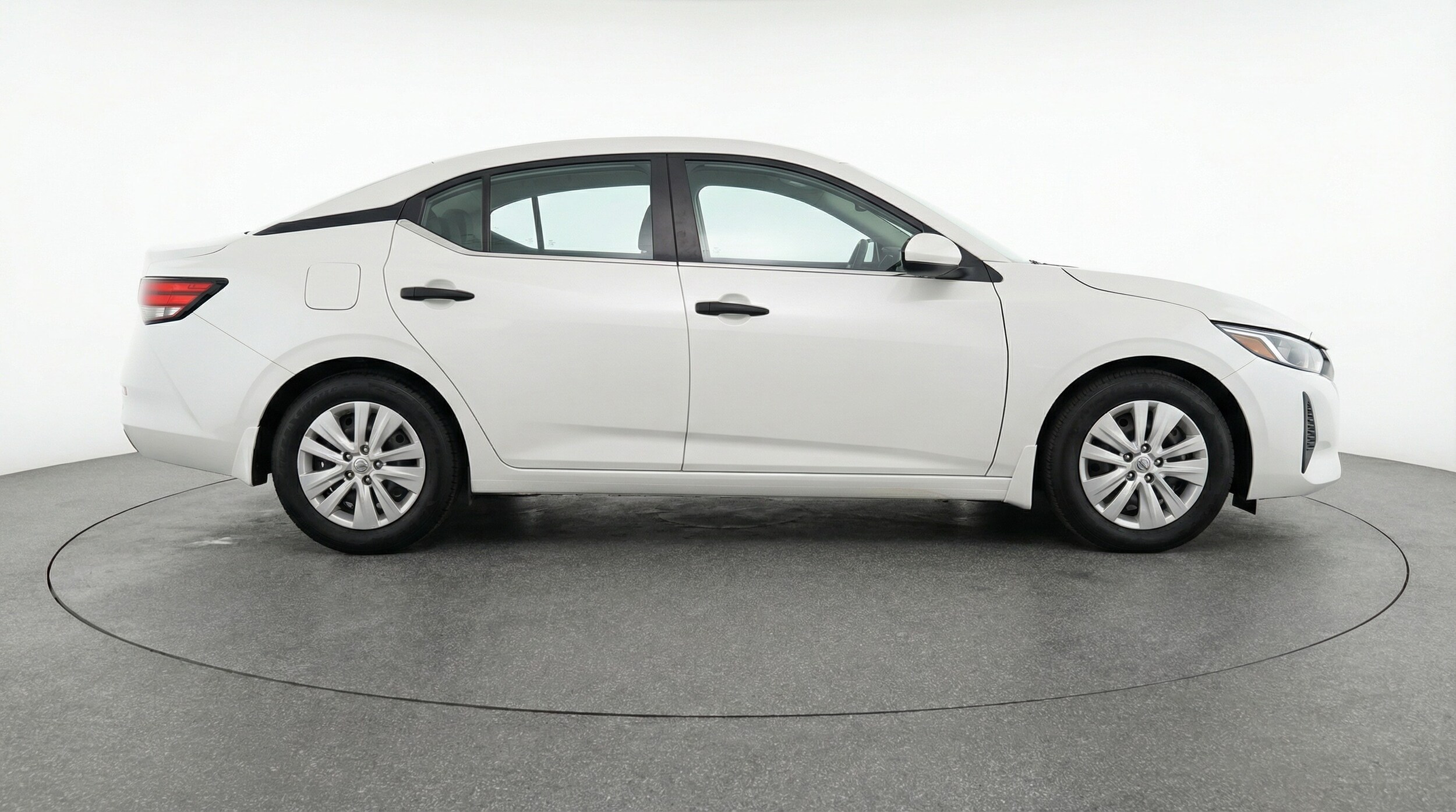 Thumbnail: 2025 Nissan Sentra - 8