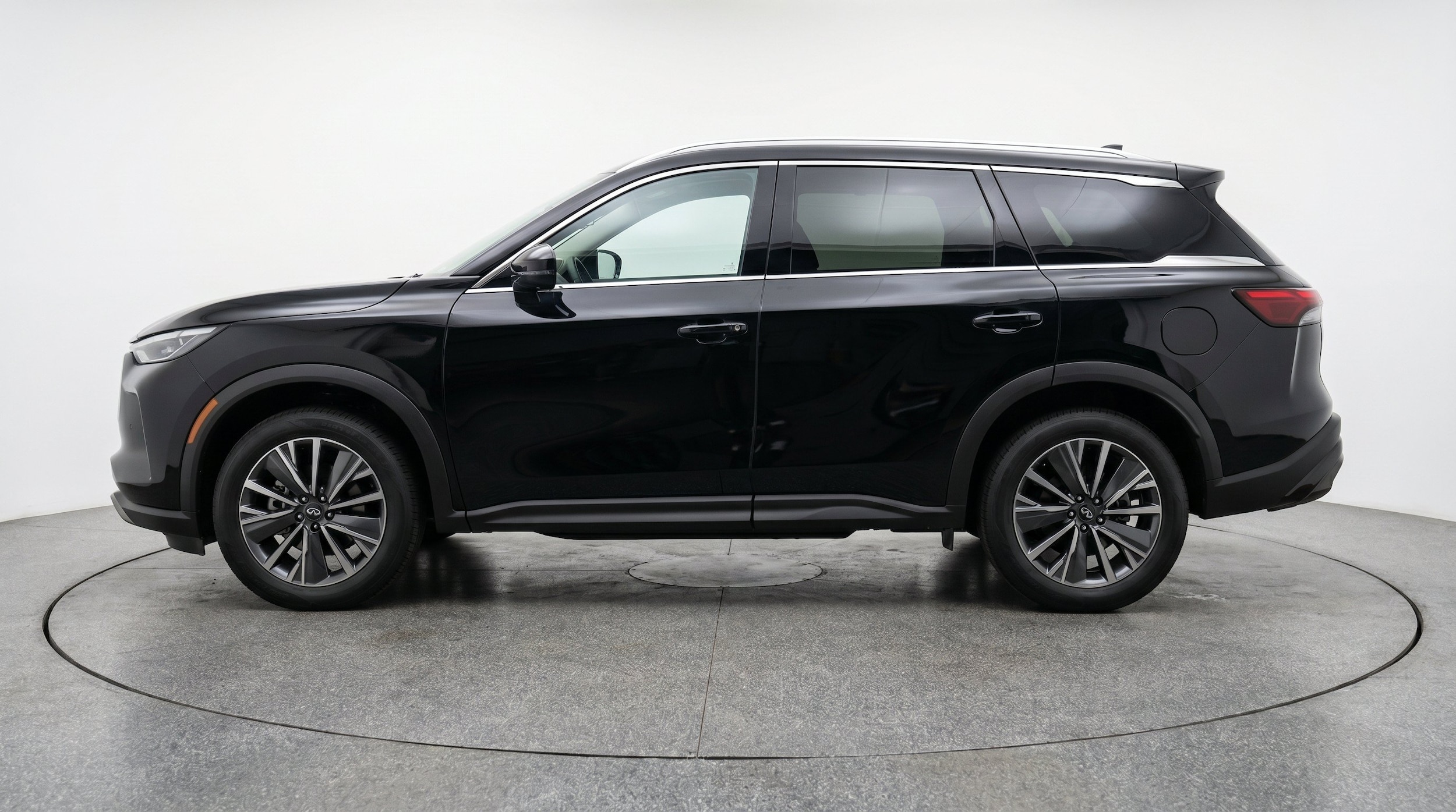Thumbnail: 2026 INFINITI QX60 - 5