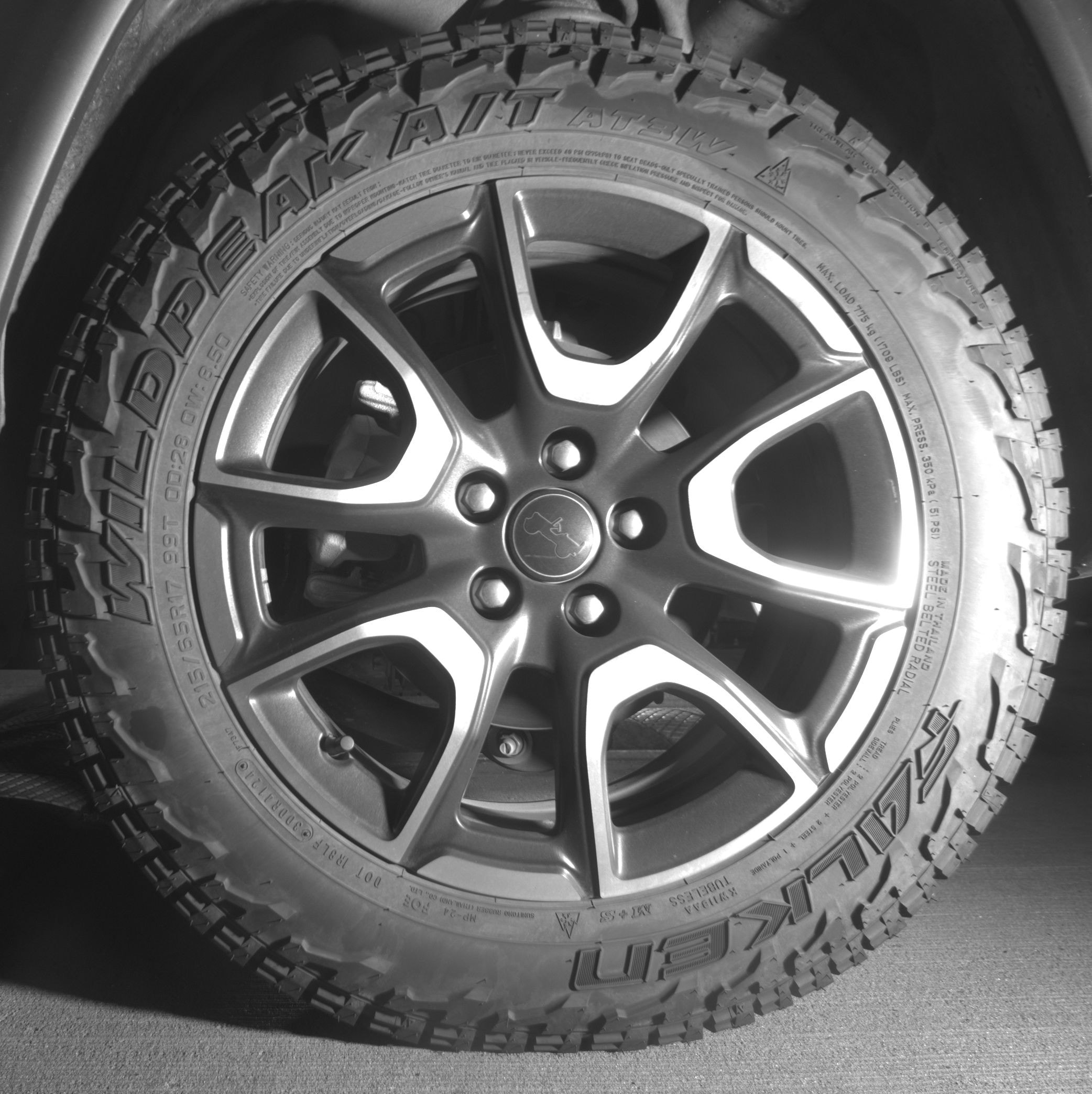 Thumbnail: 2025 Jeep Compass - 11