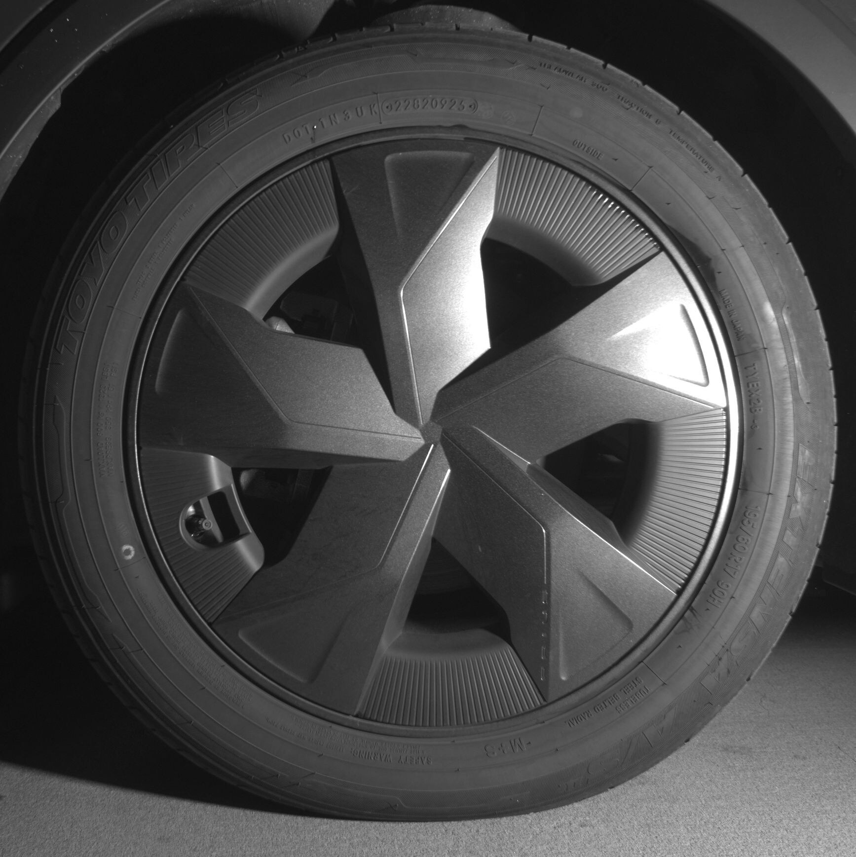 Thumbnail: 2025 Toyota Prius - 9