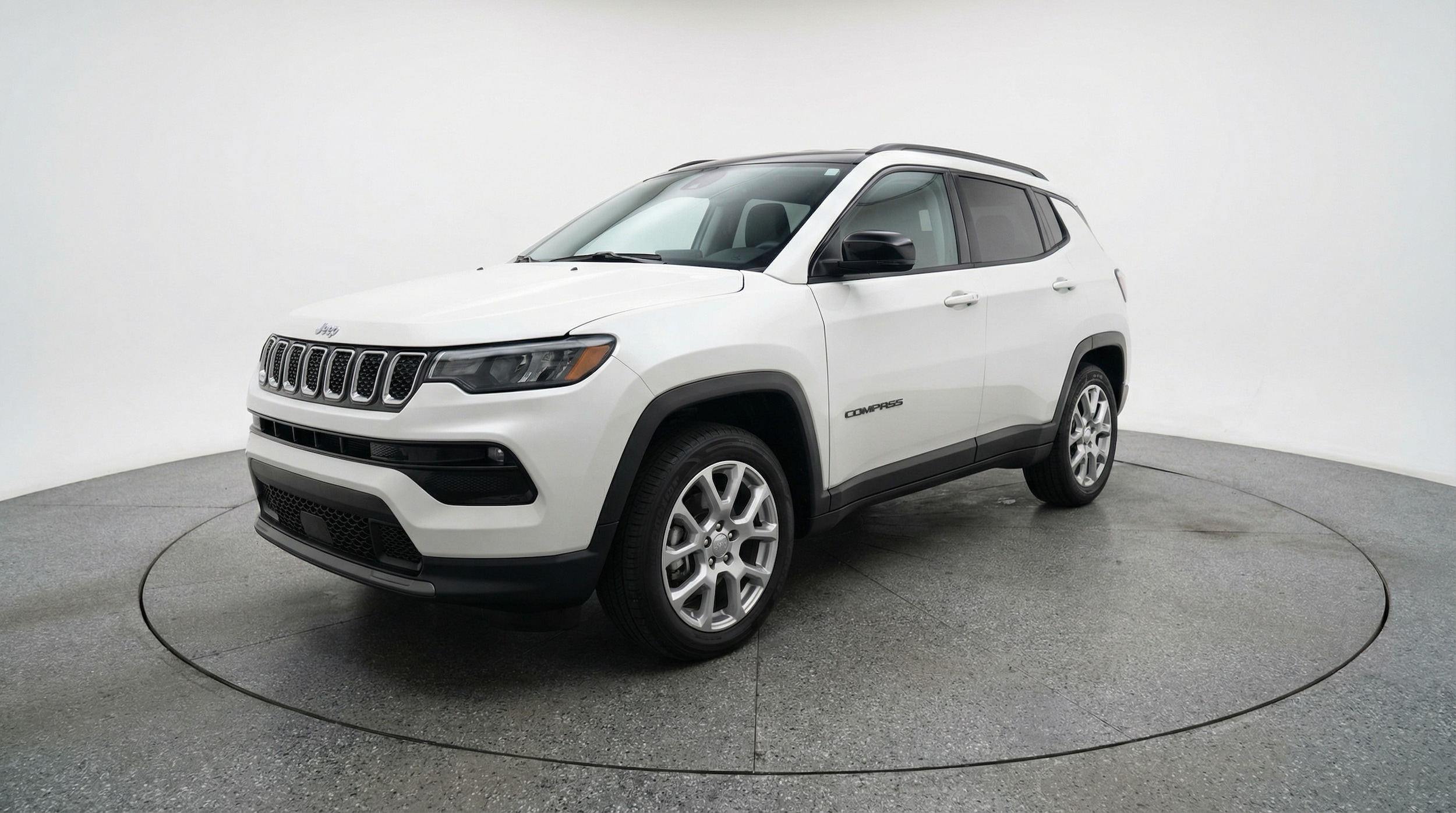 Thumbnail: 2025 Jeep Compass - 3