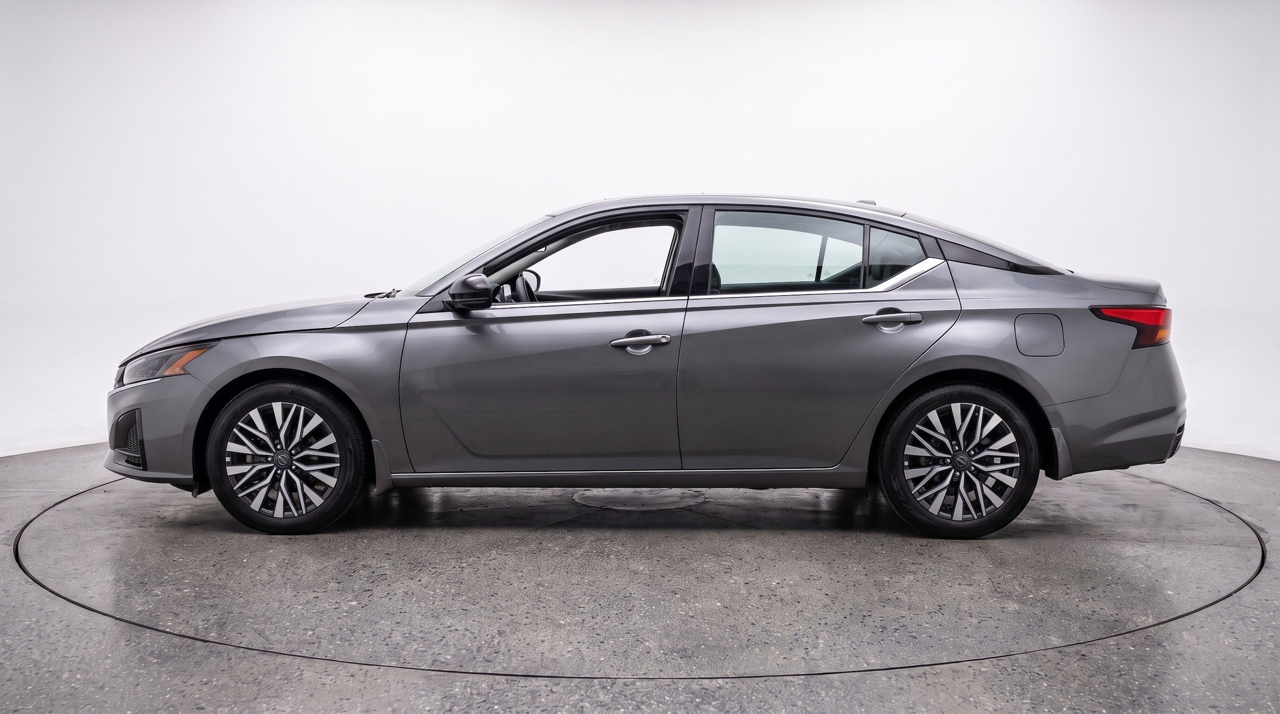 Thumbnail: 2026 Nissan Altima - 5