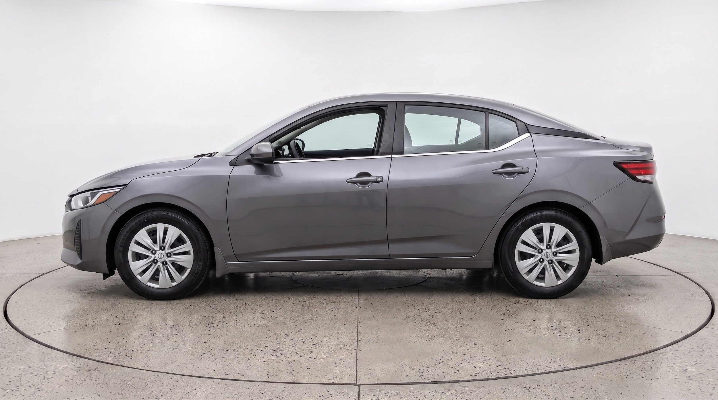 Thumbnail: 2025 Nissan Sentra - 5
