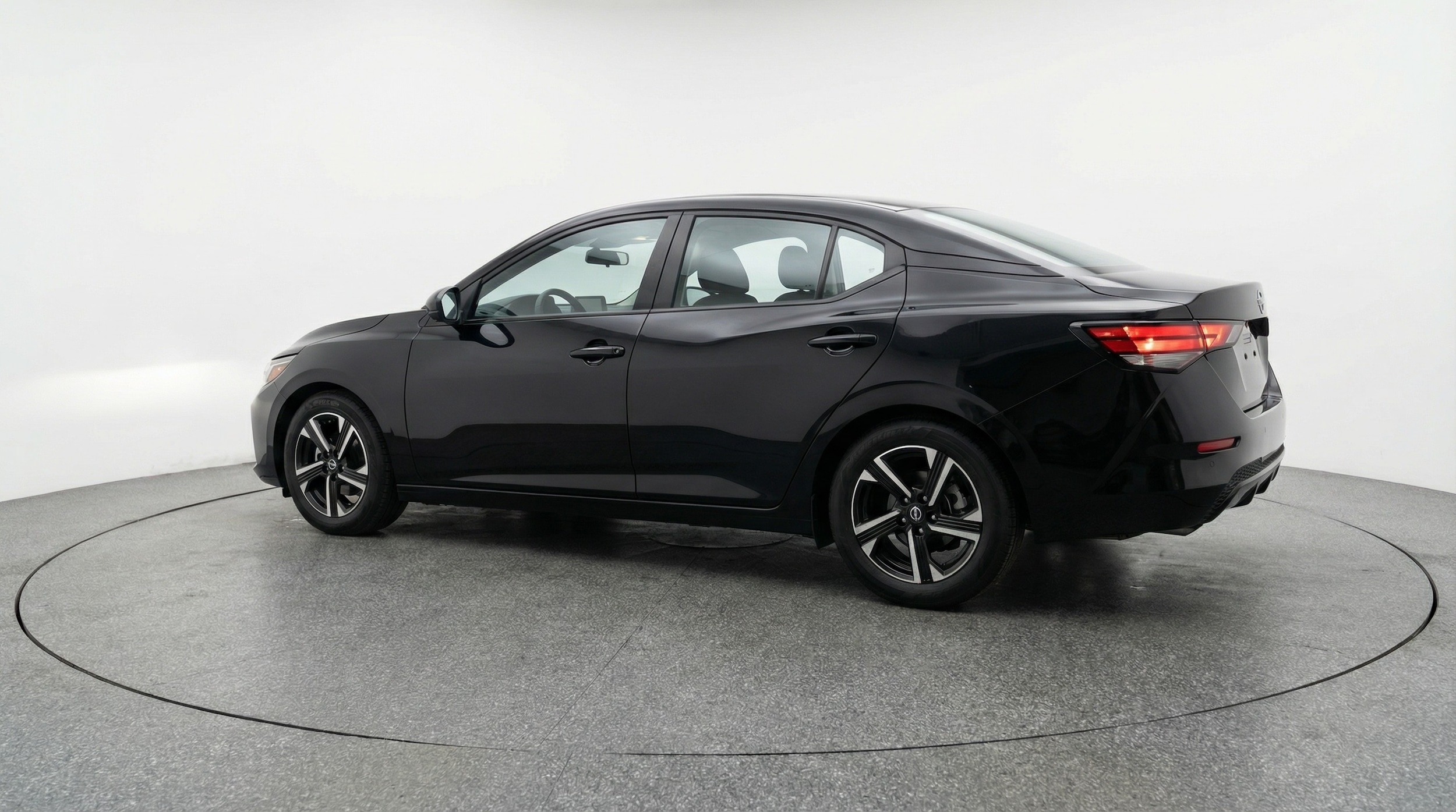 Thumbnail: 2025 Nissan Sentra - 5