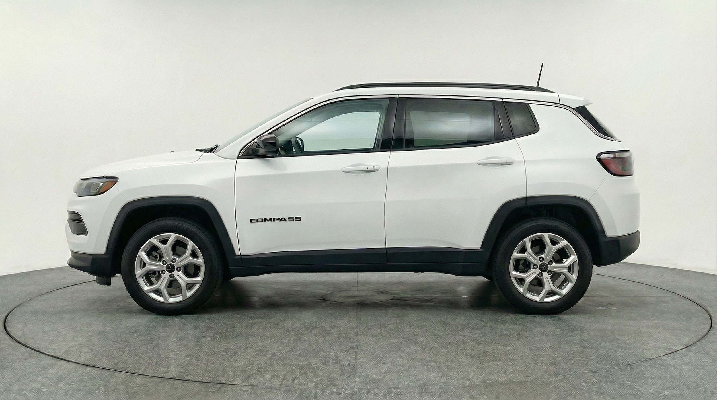 Thumbnail: 2025 Jeep Compass - 4