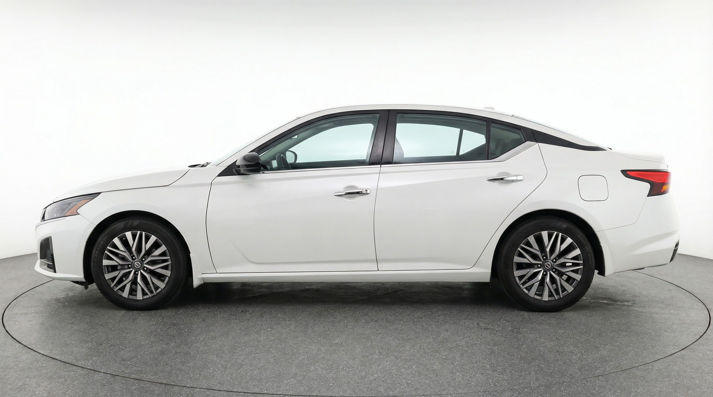 Thumbnail: 2025 Nissan Altima - 4