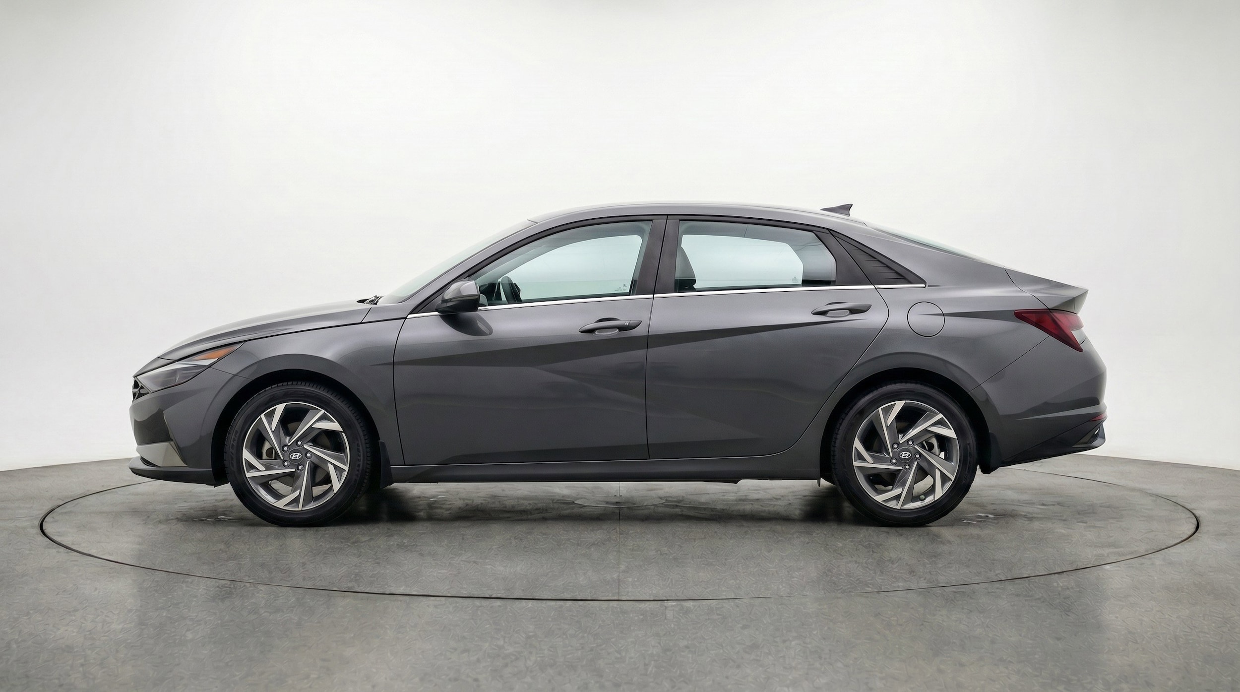 Thumbnail: 2025 Hyundai Elantra - 5